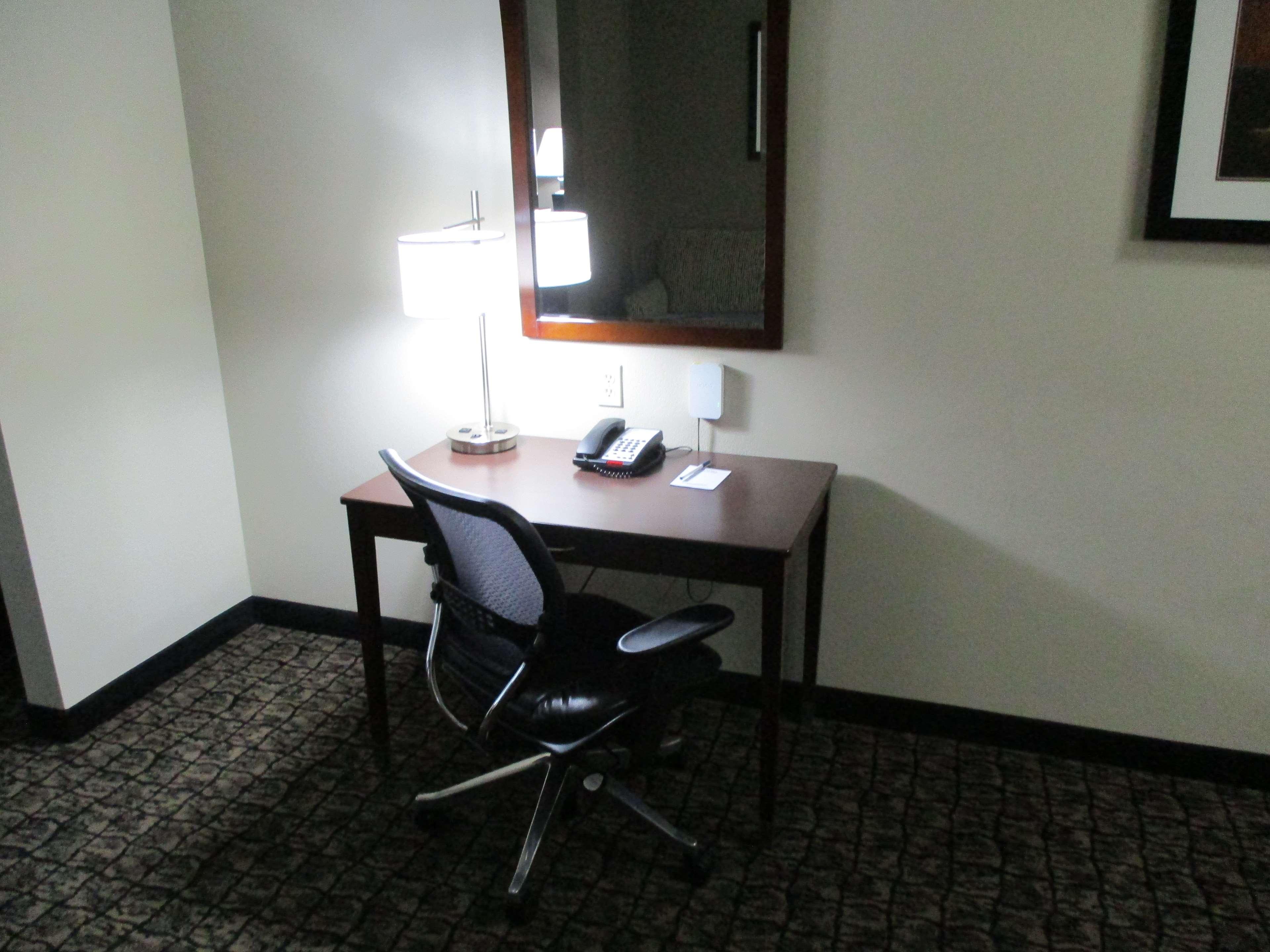 Room King Bed Non Smoking