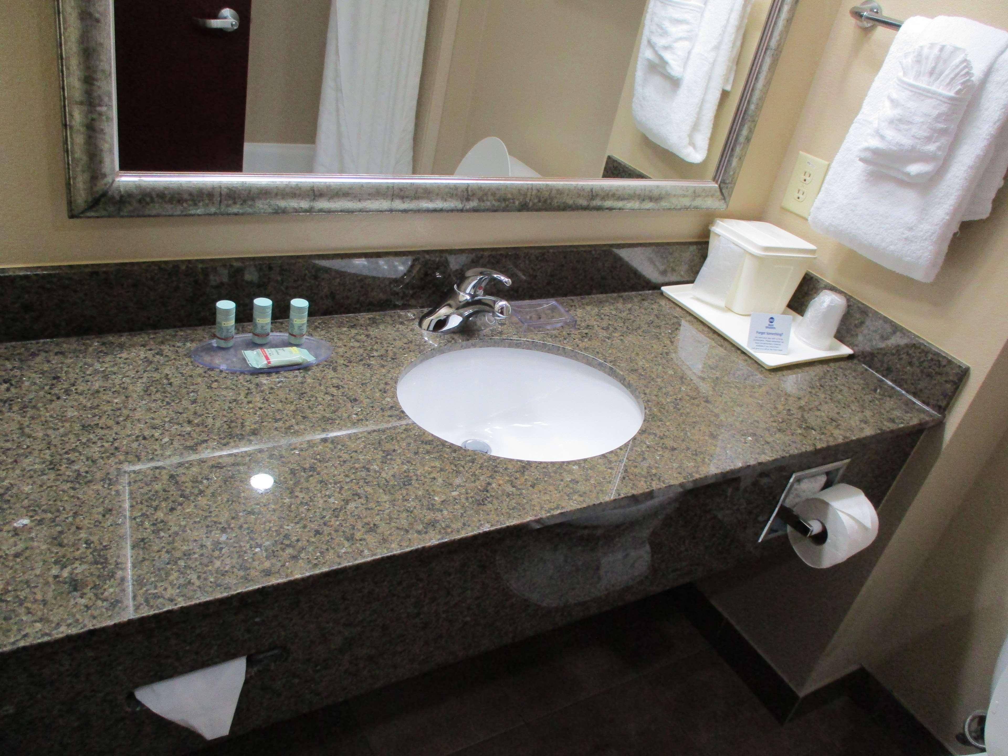 Room King Bed Non Smoking