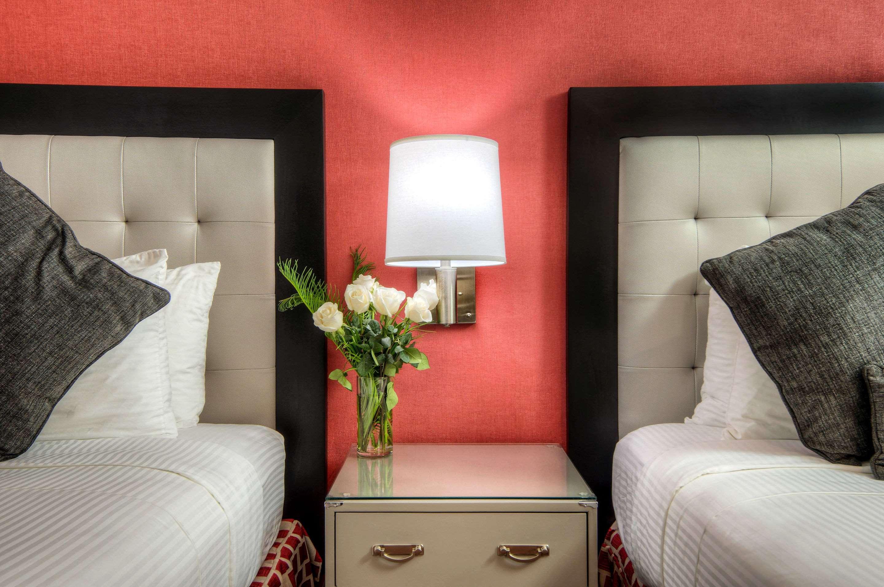 Double Two Queen Beds Non Smoking