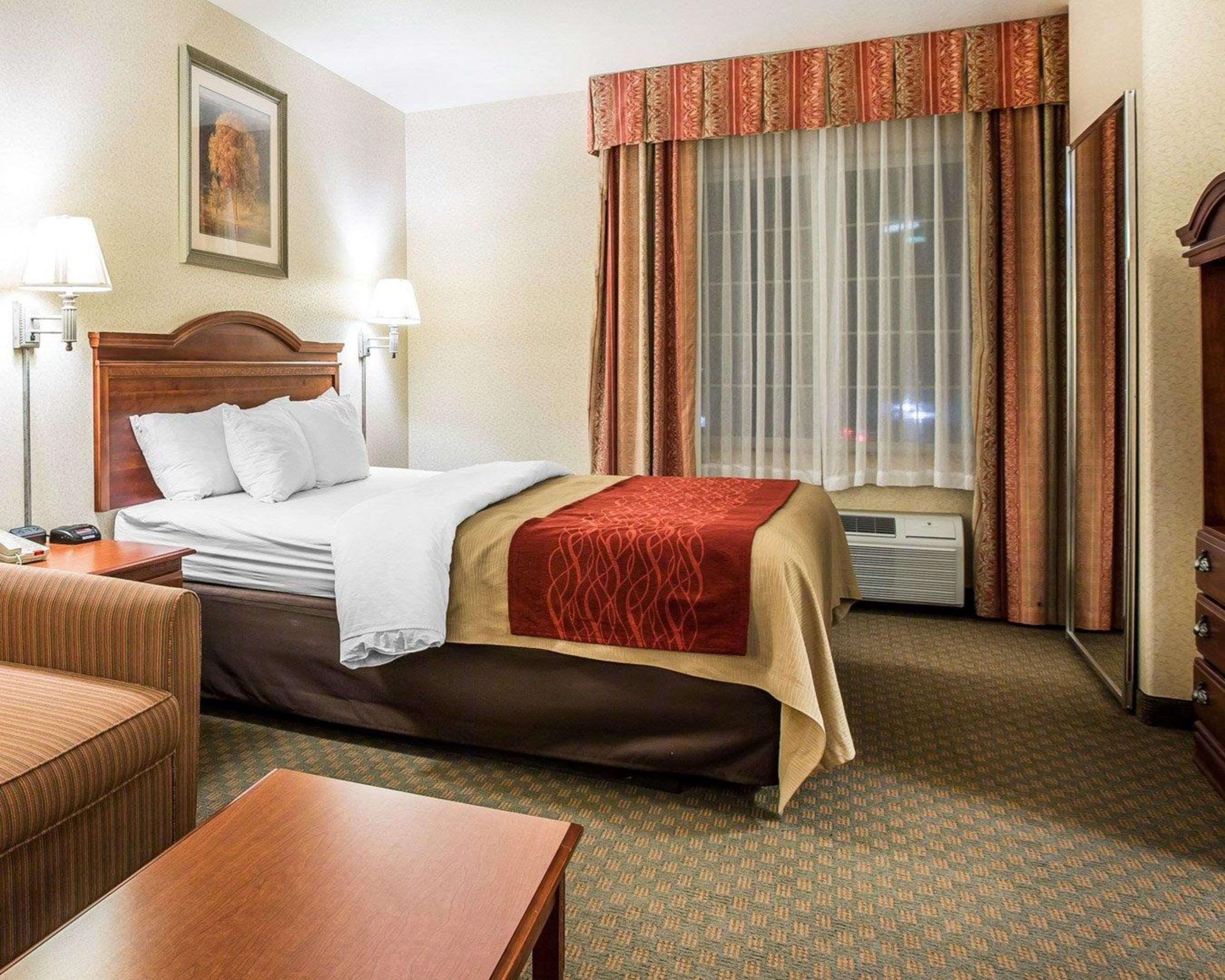 Double King Bed Non Smoking