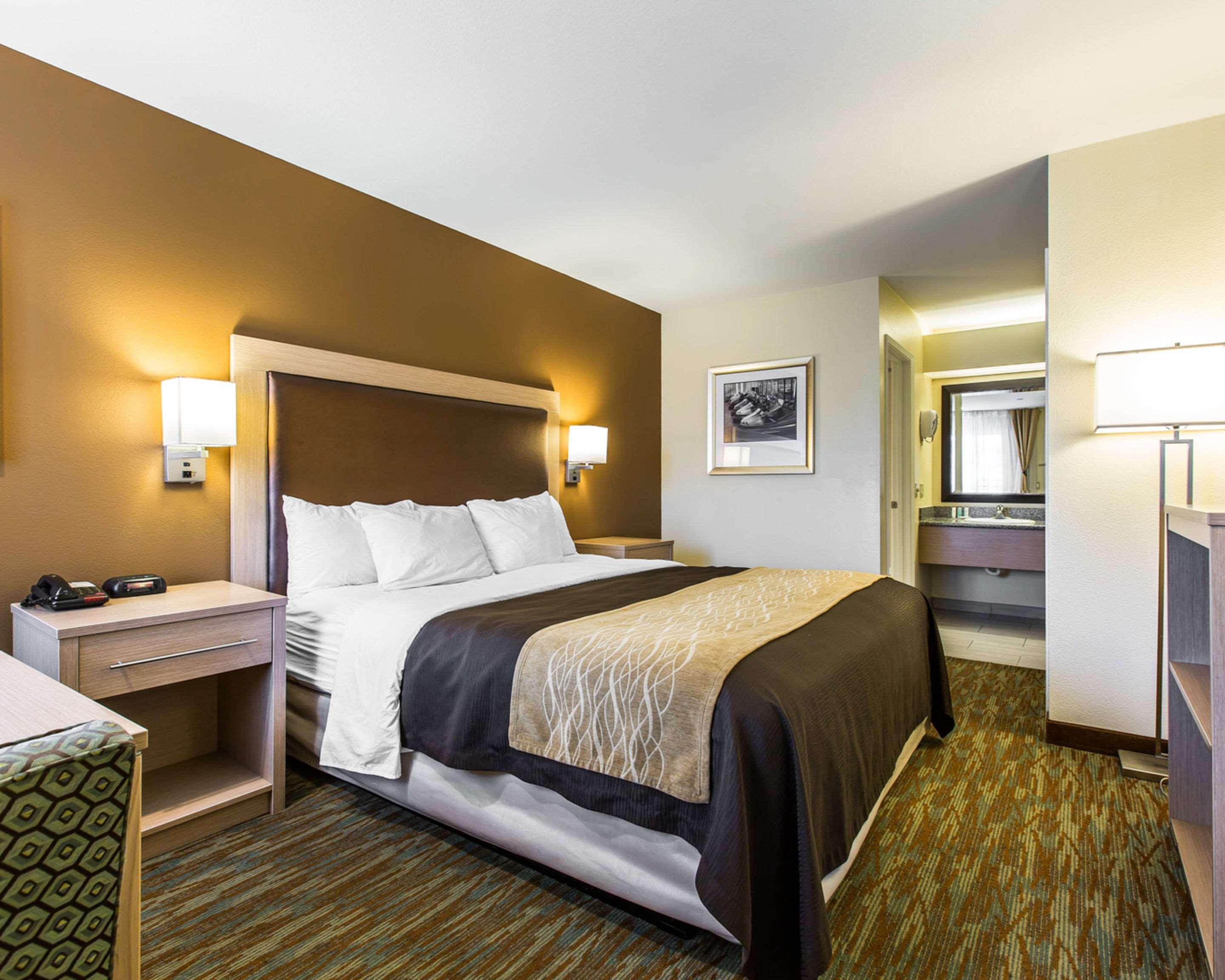 Double King Bed Non Smoking