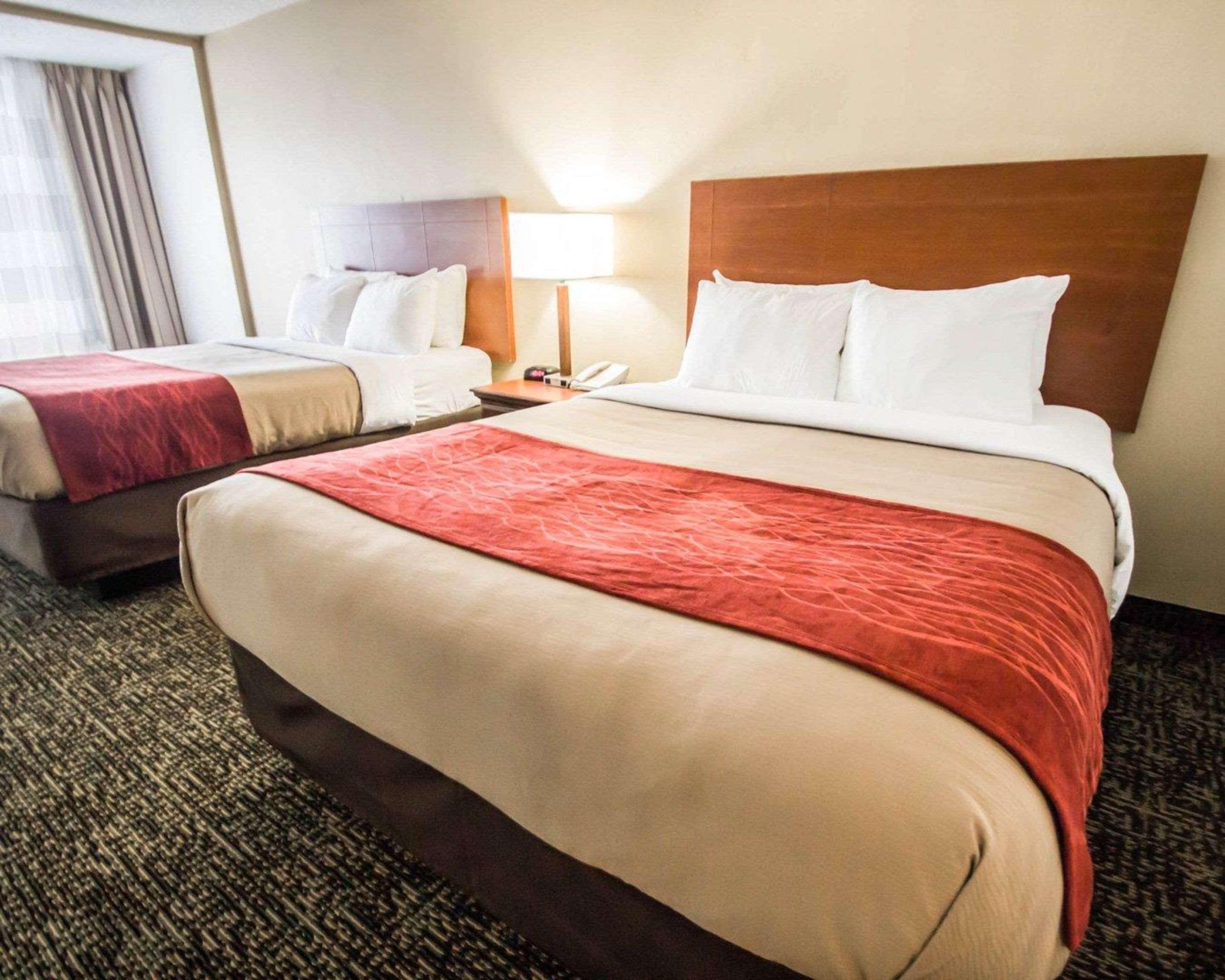 Double Two Queen Beds Non Smoking