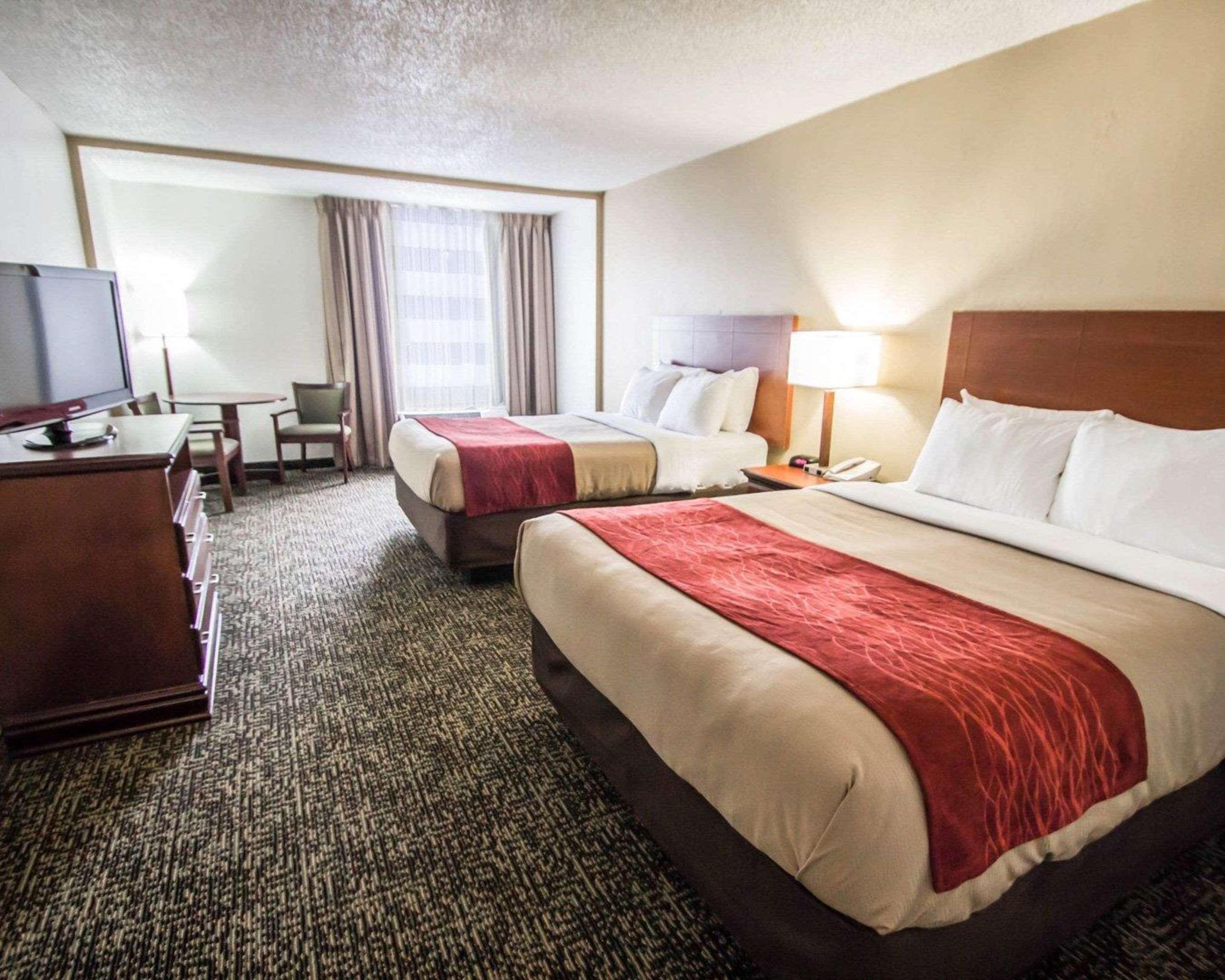 Double Two Queen Beds Non Smoking