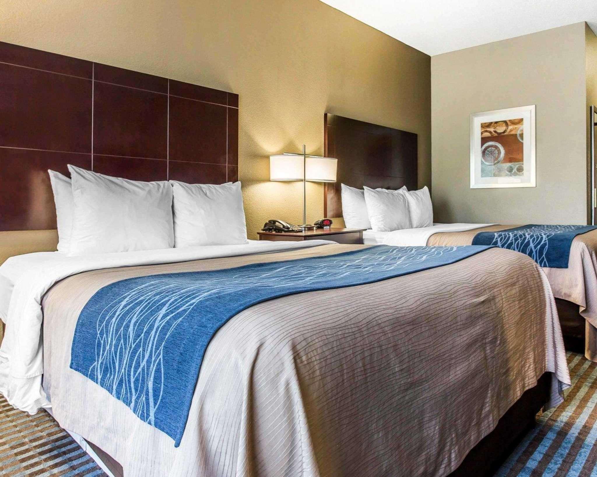 Double Two Queen Beds Non Smoking