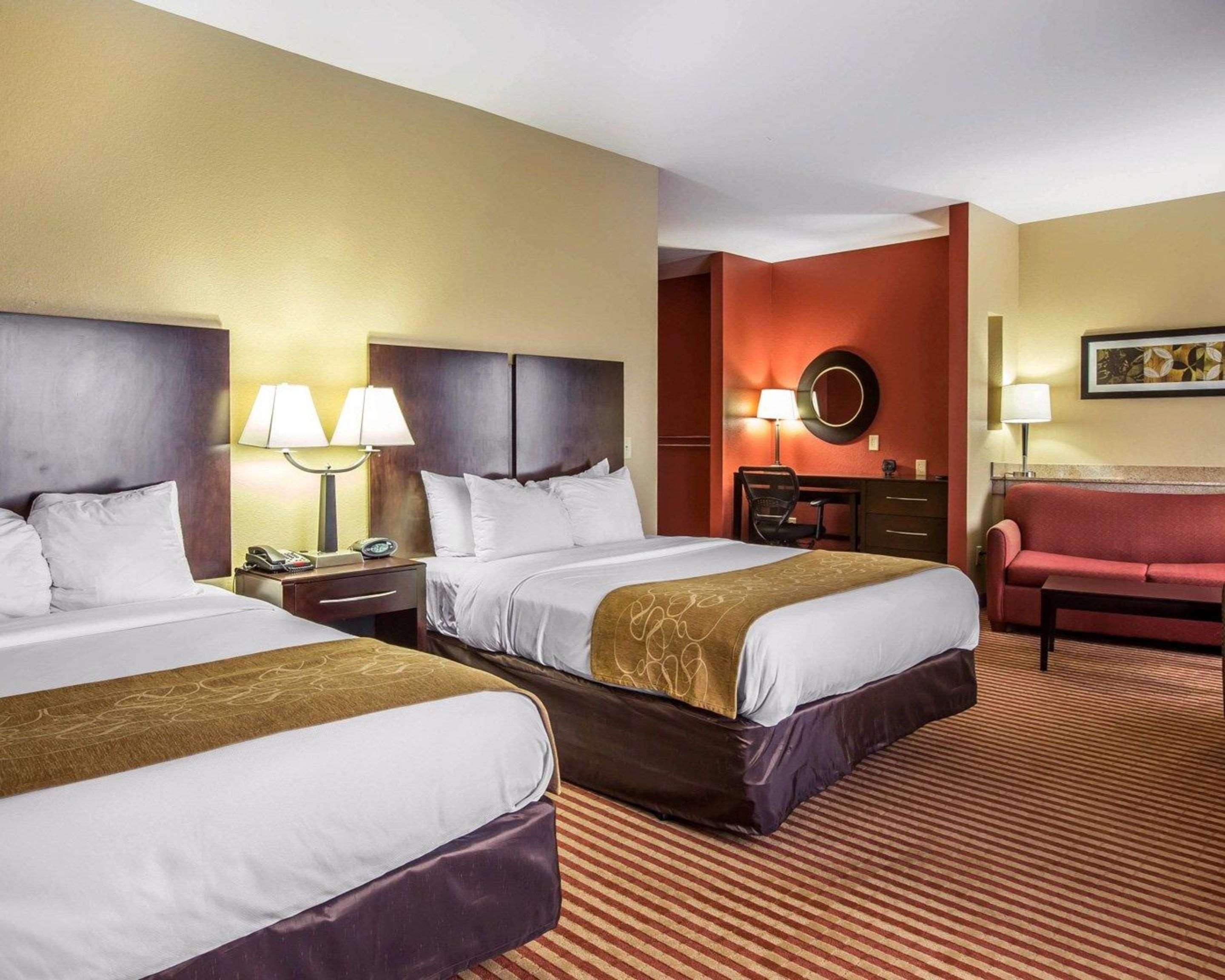 Suite Two Queen Beds