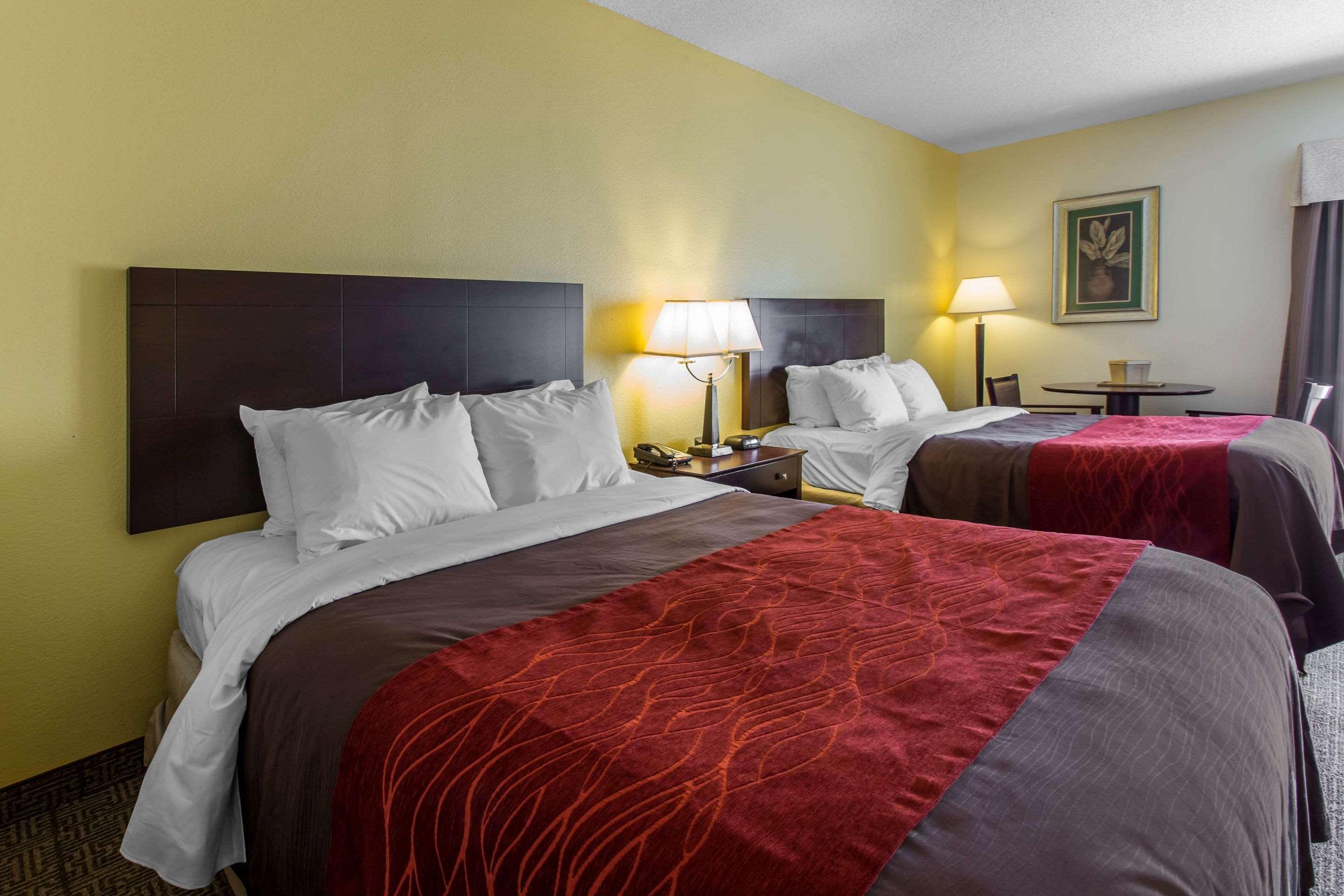 Double Two Queen Beds Non Smoking