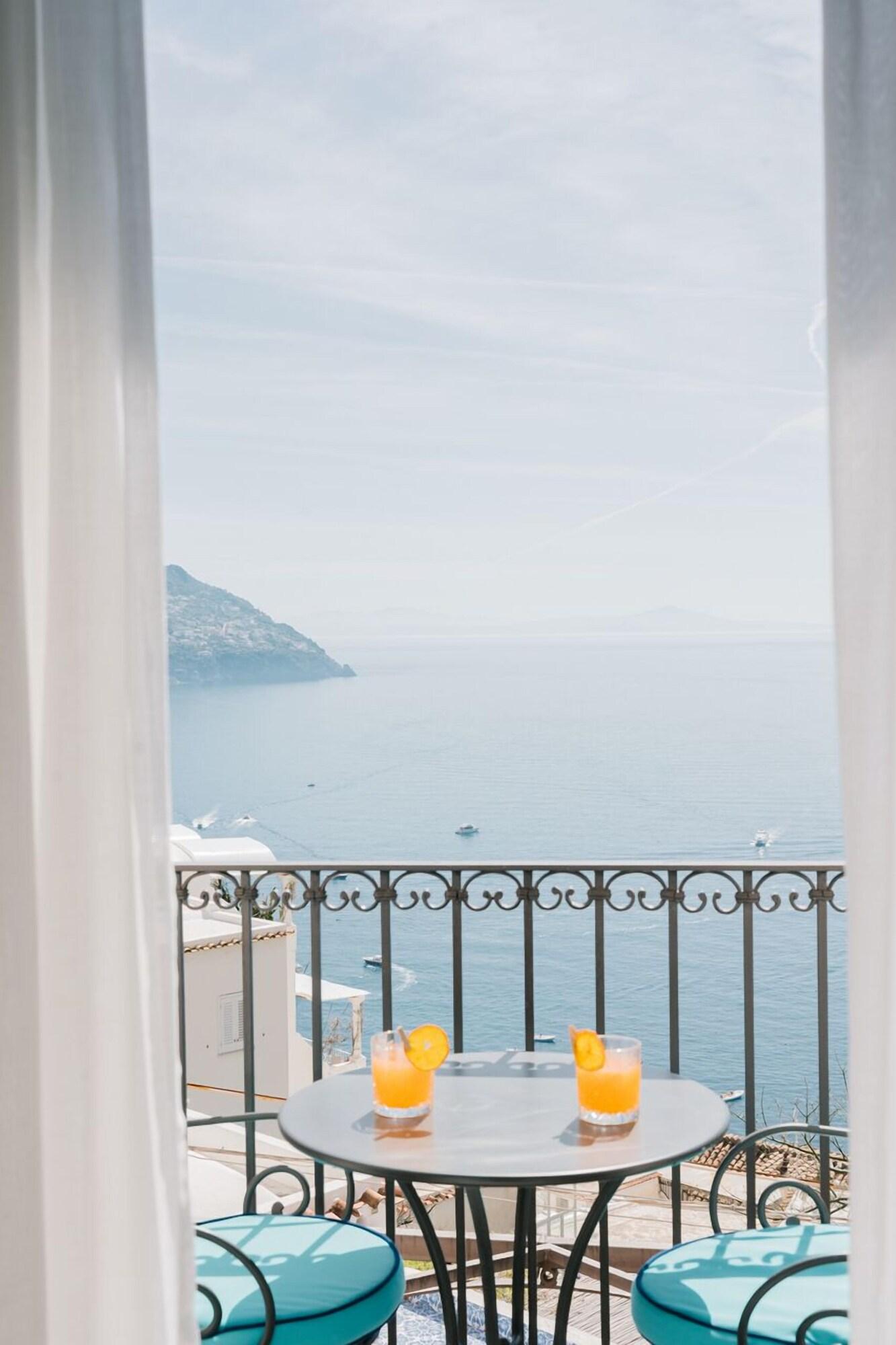 Double or Twin Deluxe