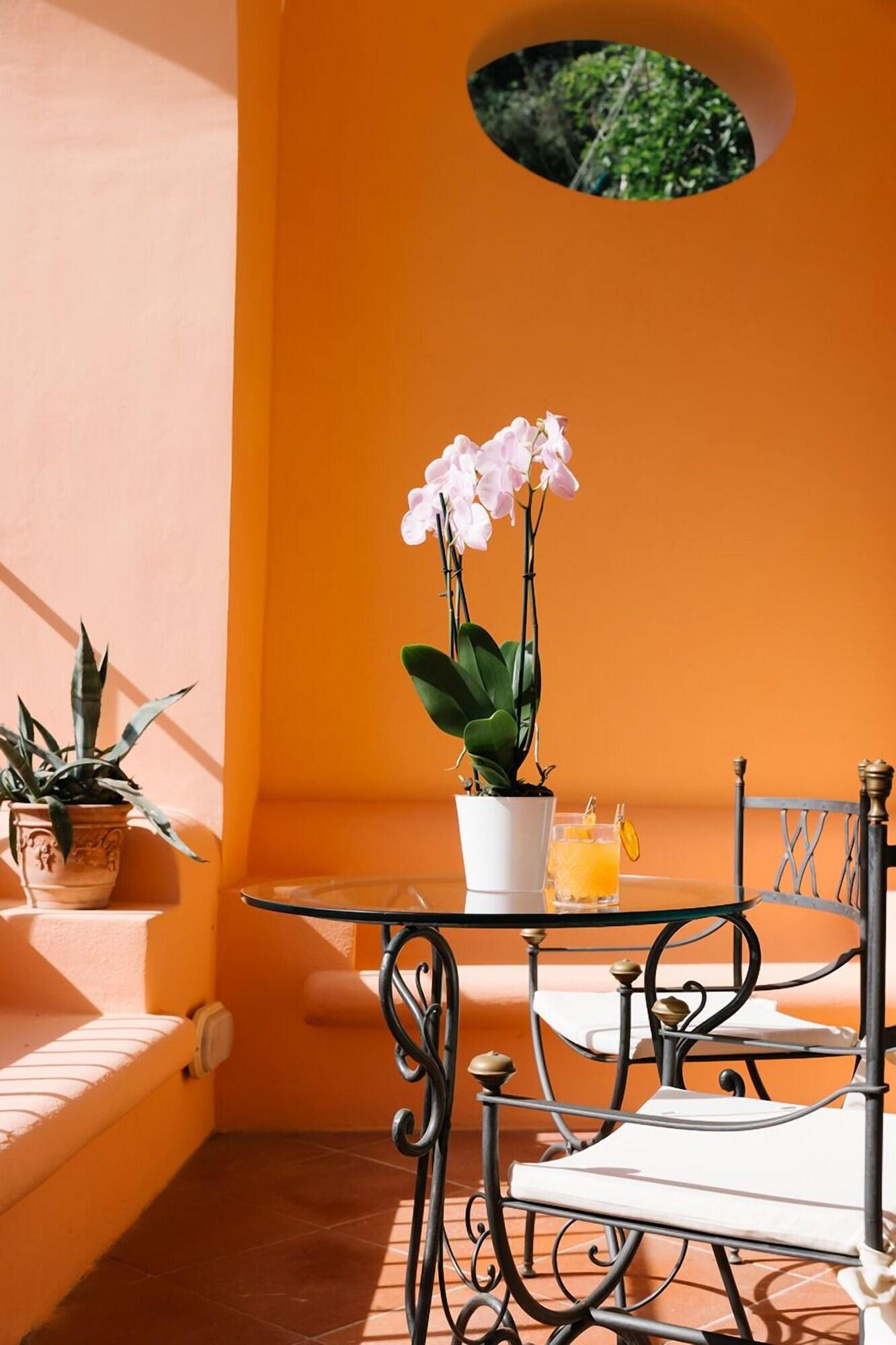 Double or Twin Deluxe