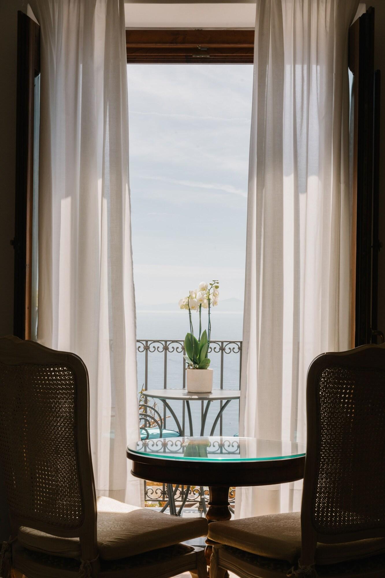 Double or Twin Deluxe