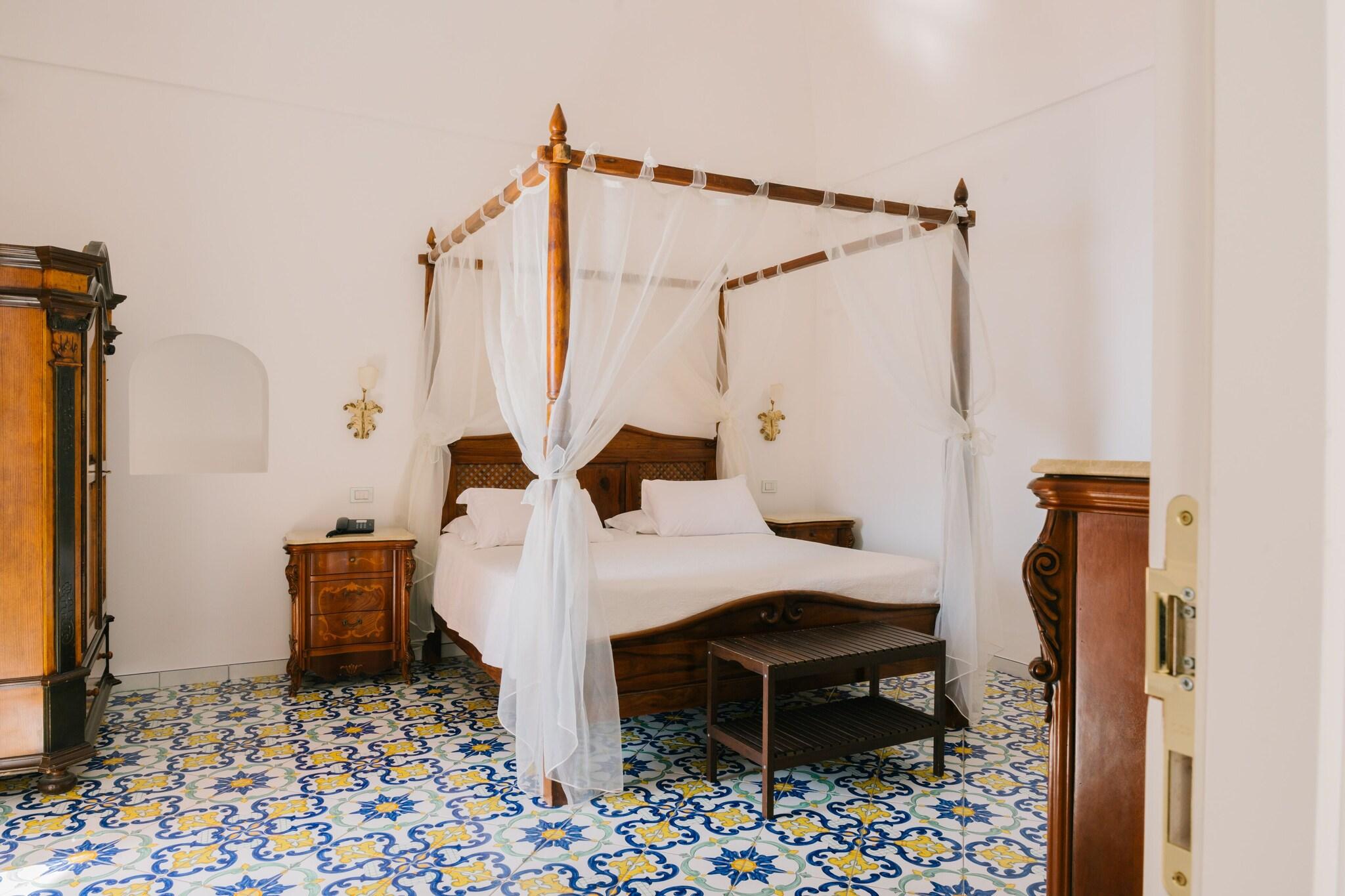 Double or Twin Deluxe