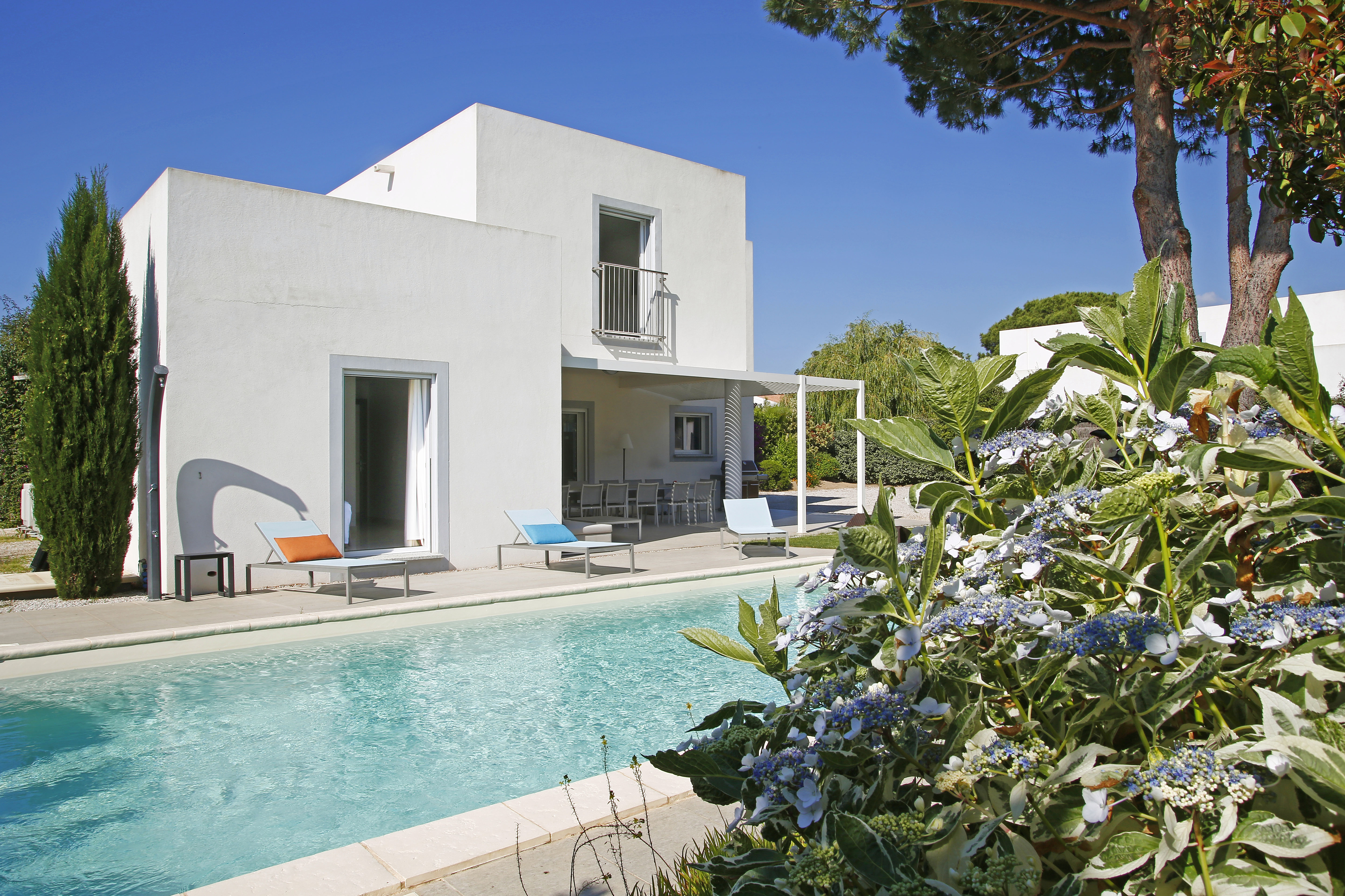 Villa Six Bedrooms with Private Pool