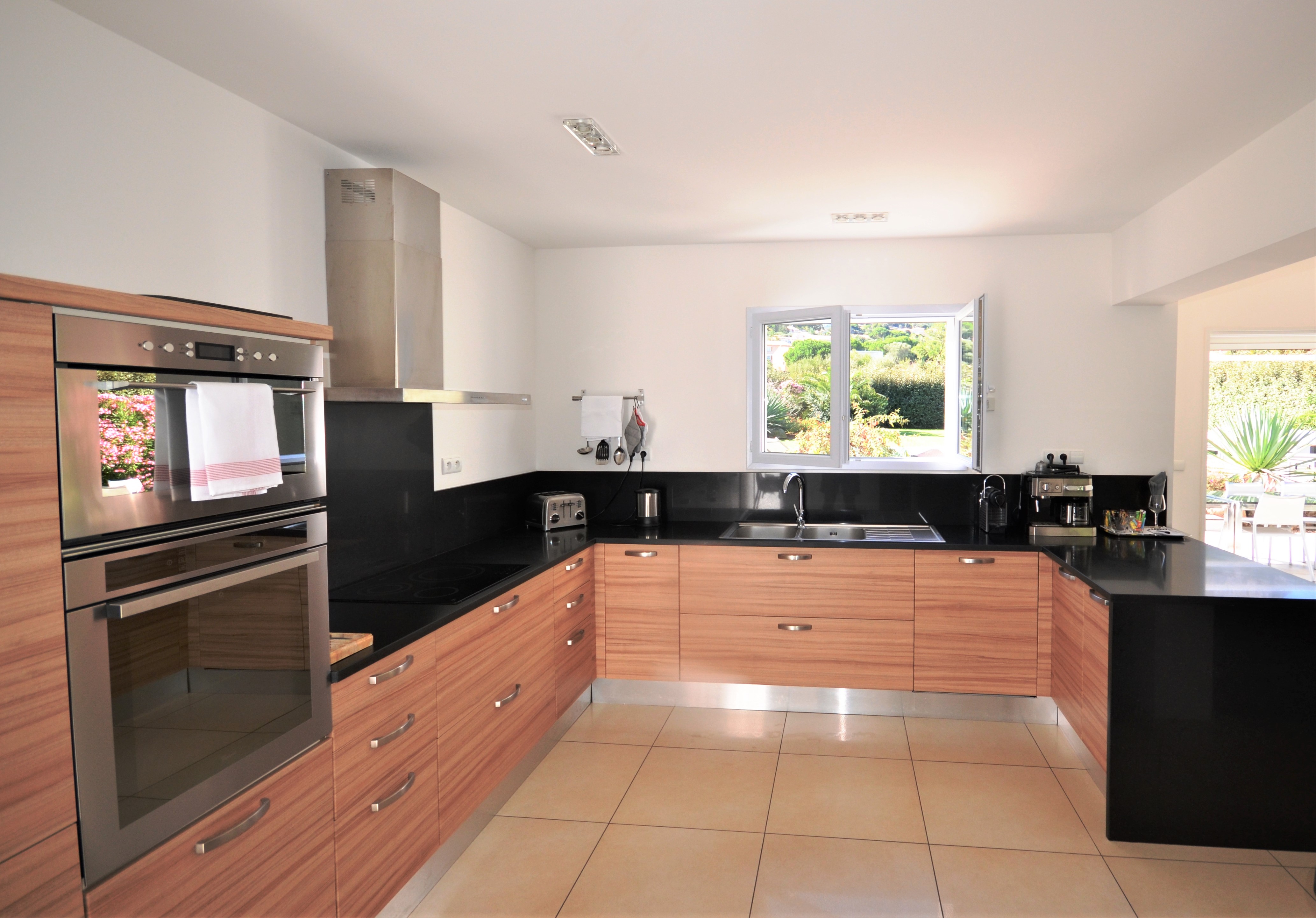 Villa Capacity 8 Four Bedrooms