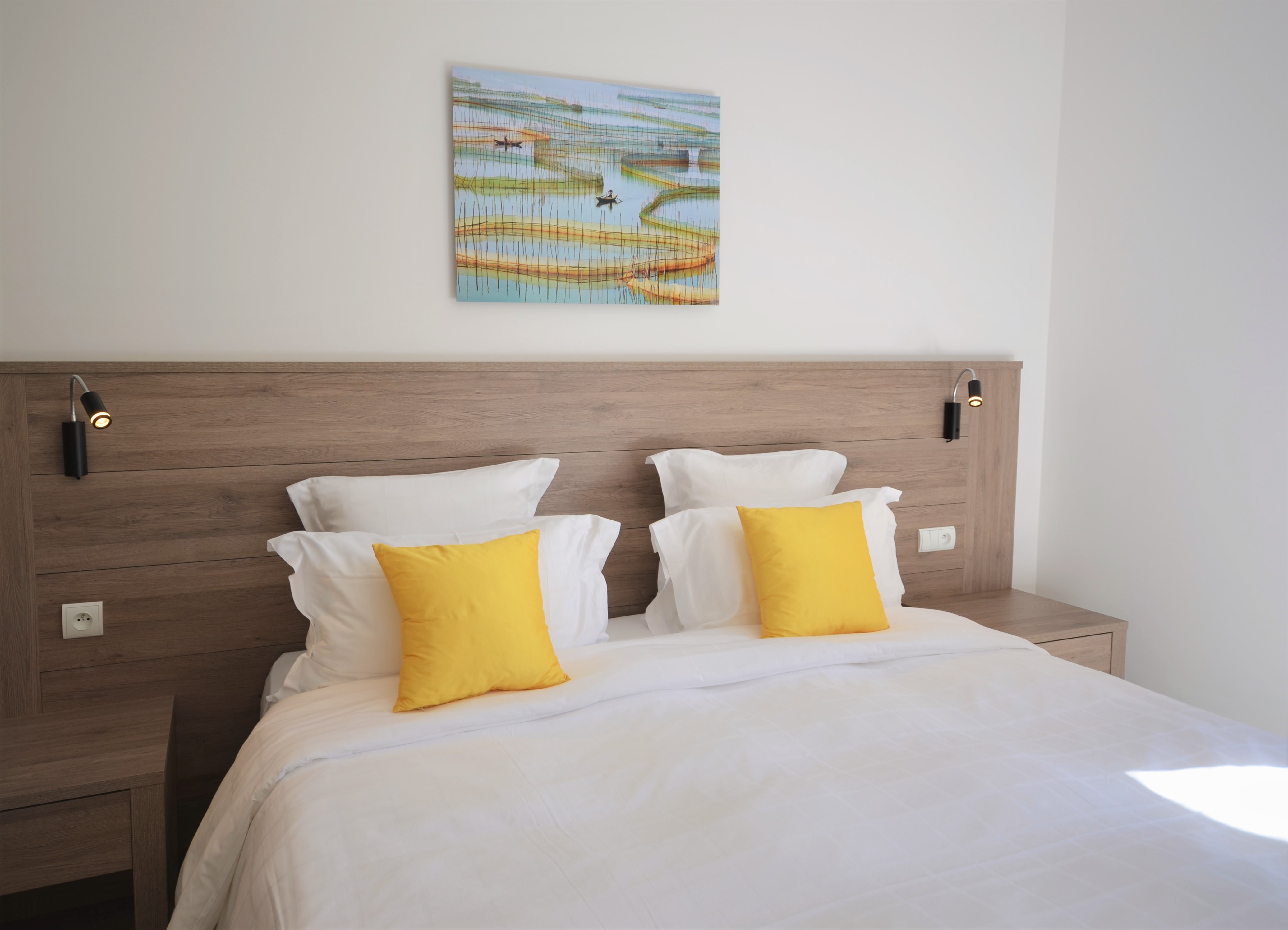 Villa Four Bedrooms with More Than Three Bathrooms