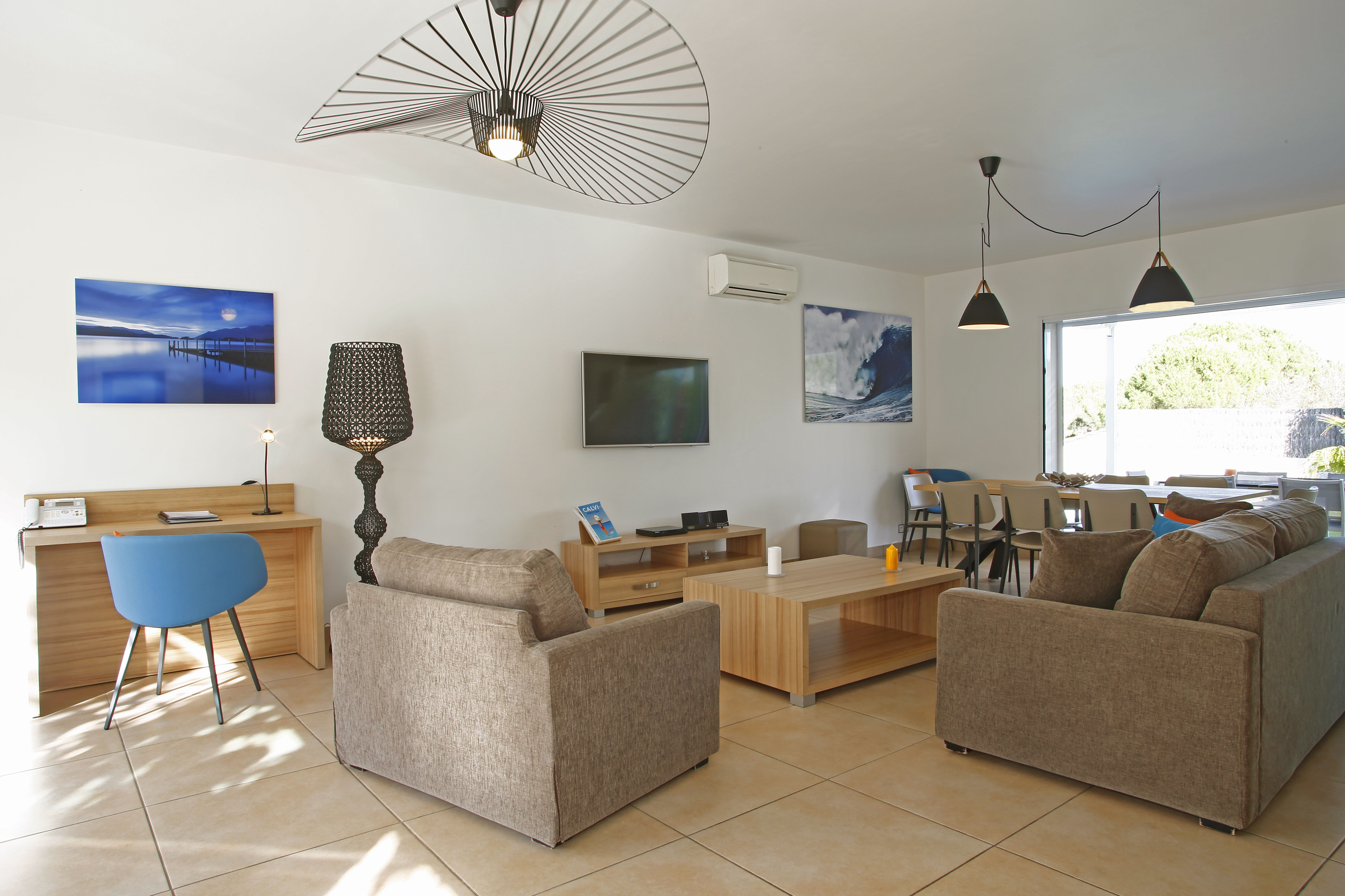 Villa Three Bedrooms Three Bathrooms