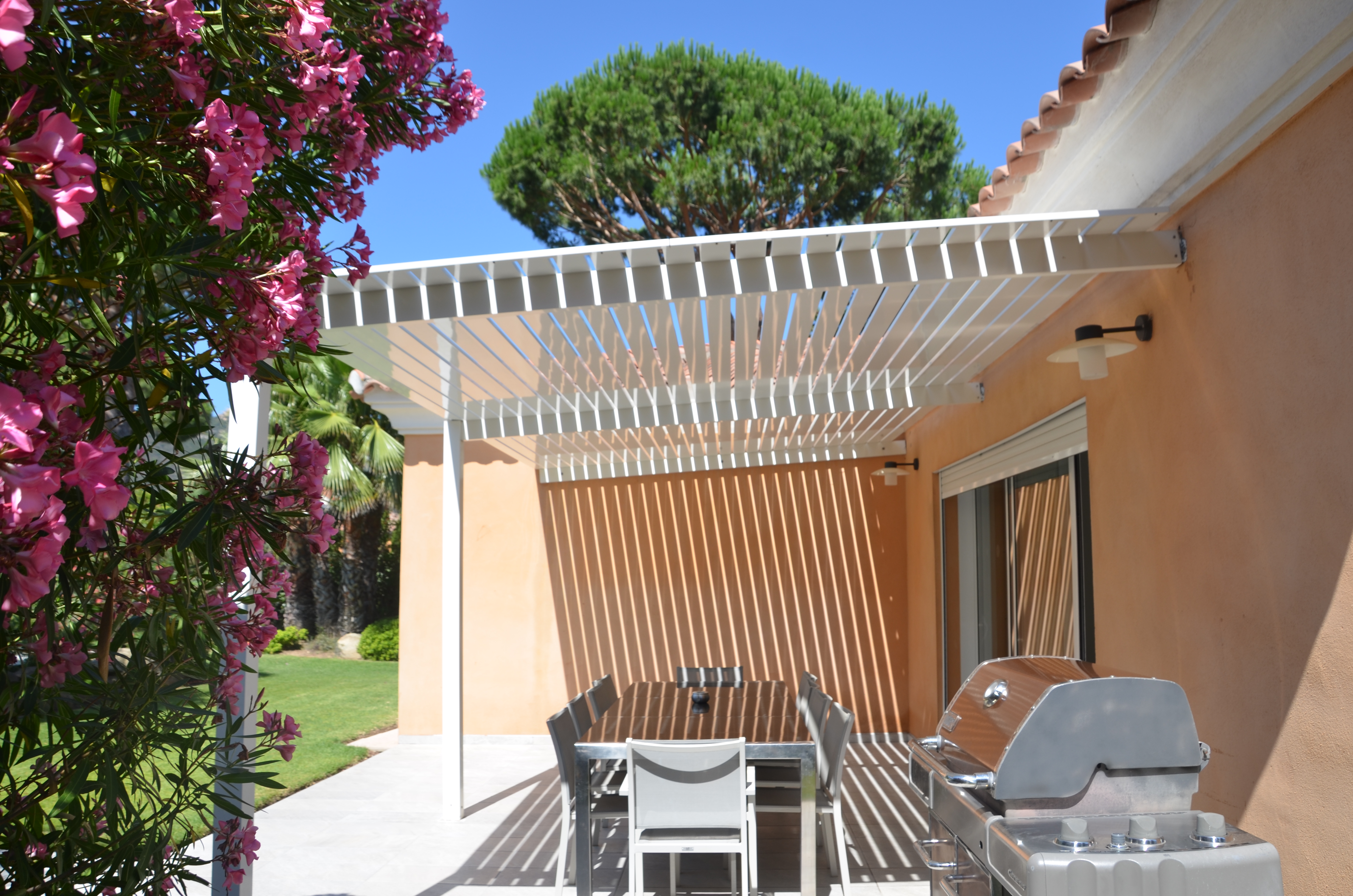 Villa Capacity 8 Three Bedrooms