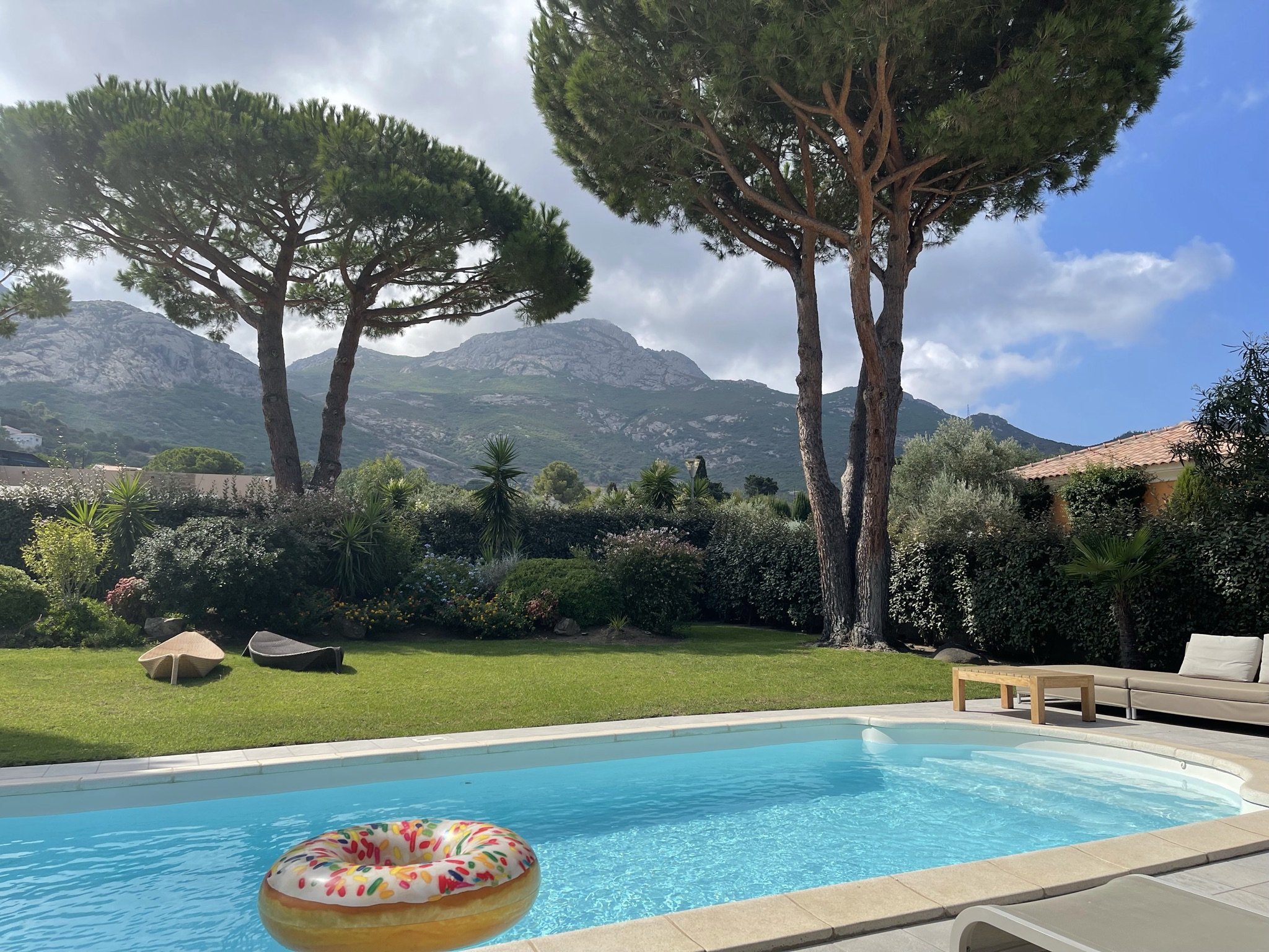 Villa Four Bedrooms with Private Pool