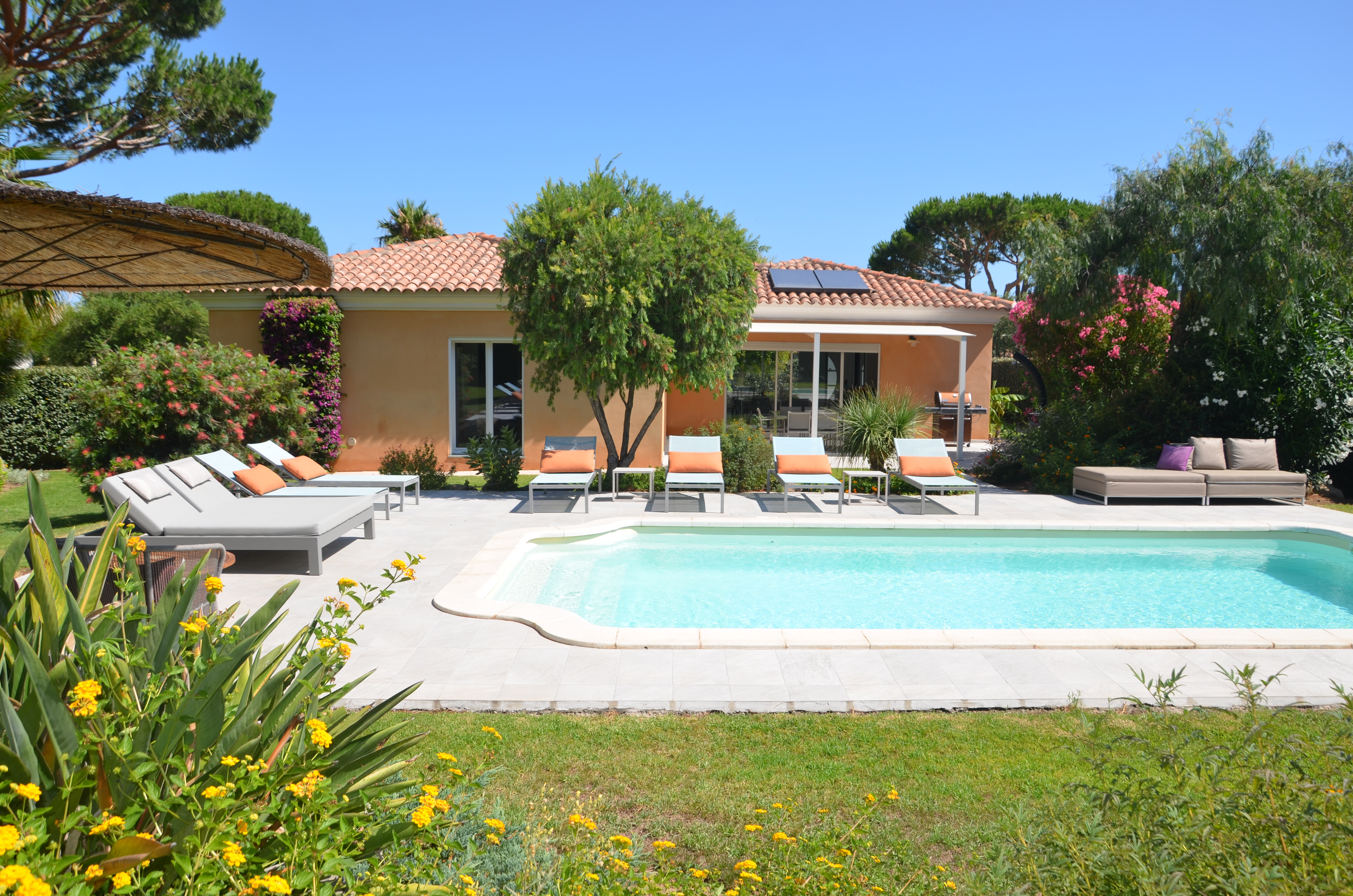 Villa Three Bedrooms with Private Pool