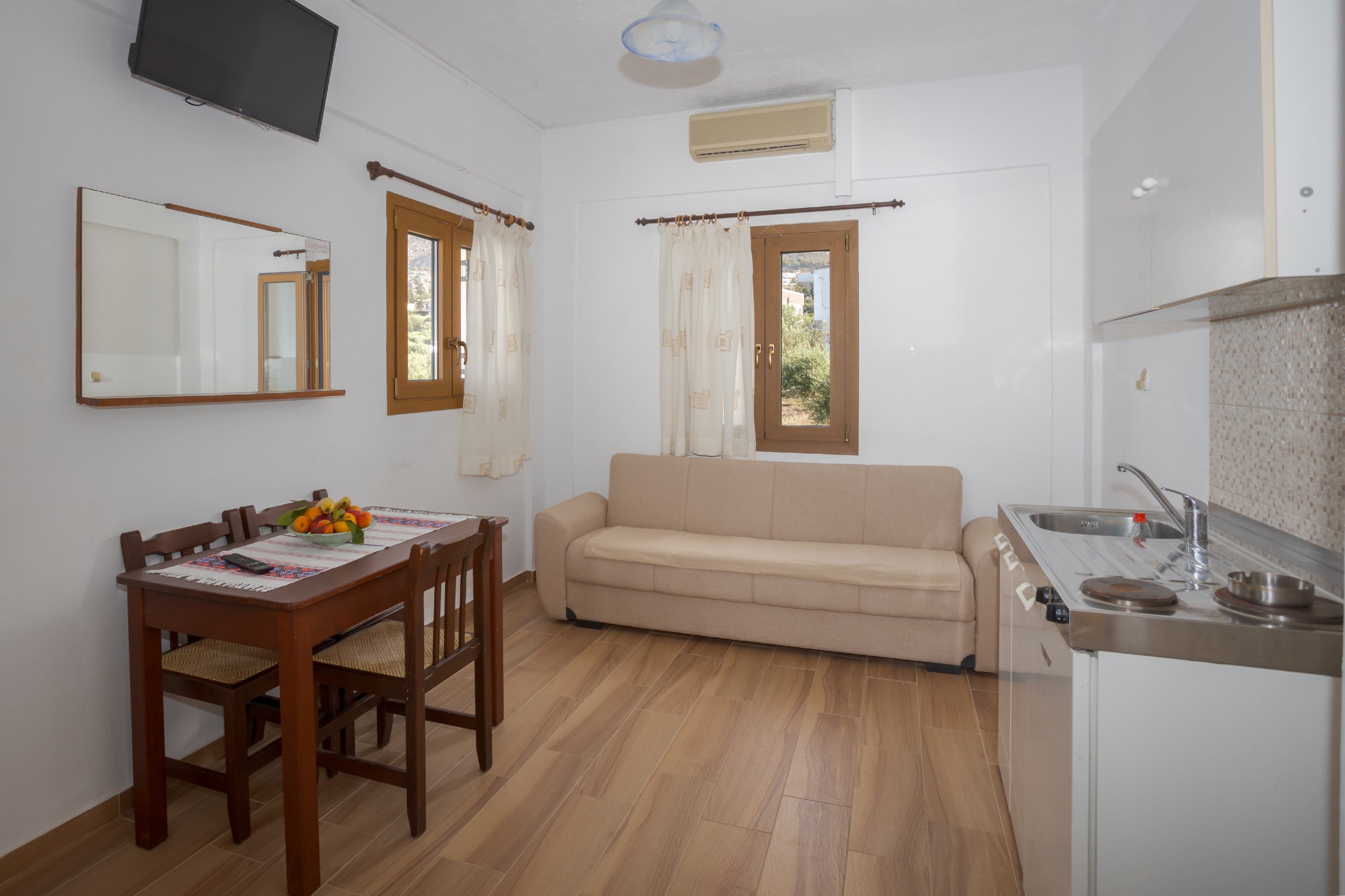 Apartment Capacity 3