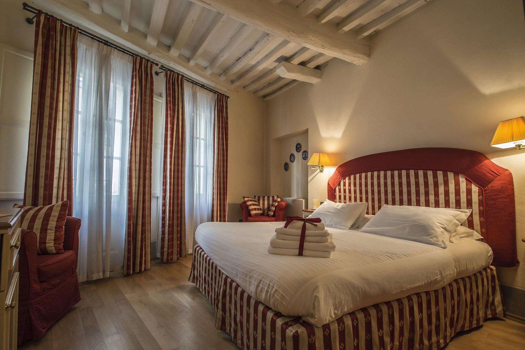 Double or Twin Classic Double Bed