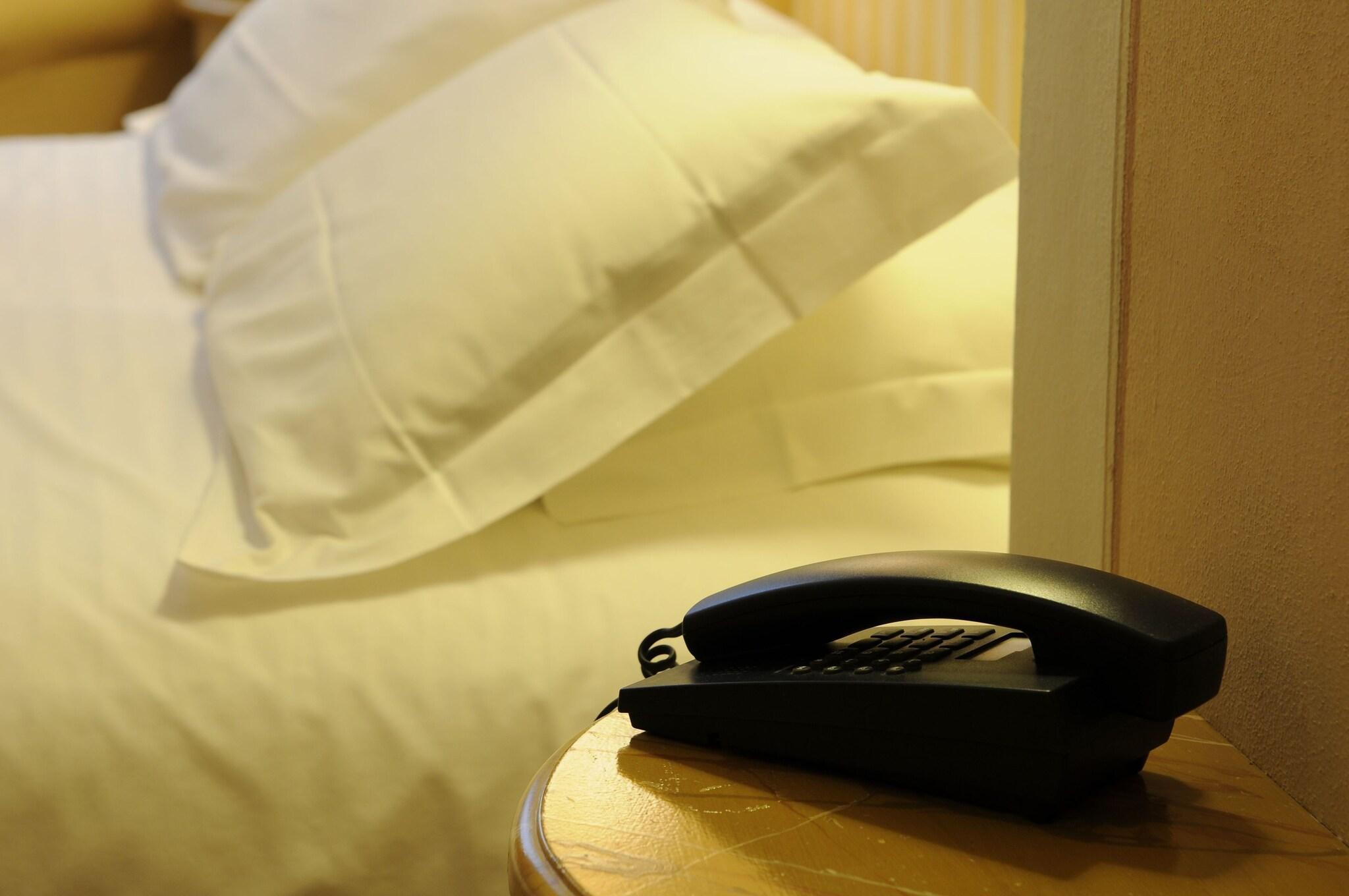 Double or Twin with Double Bed