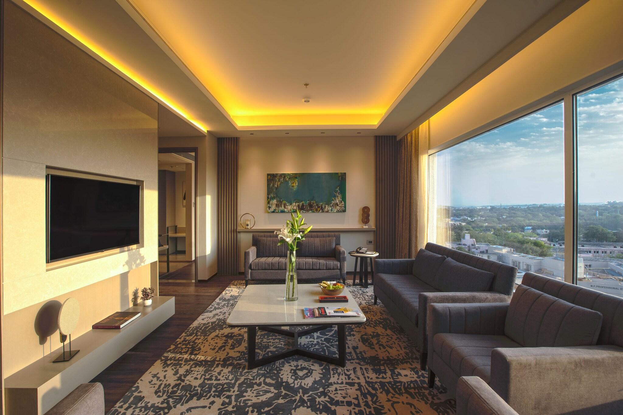 Suite Executive City View