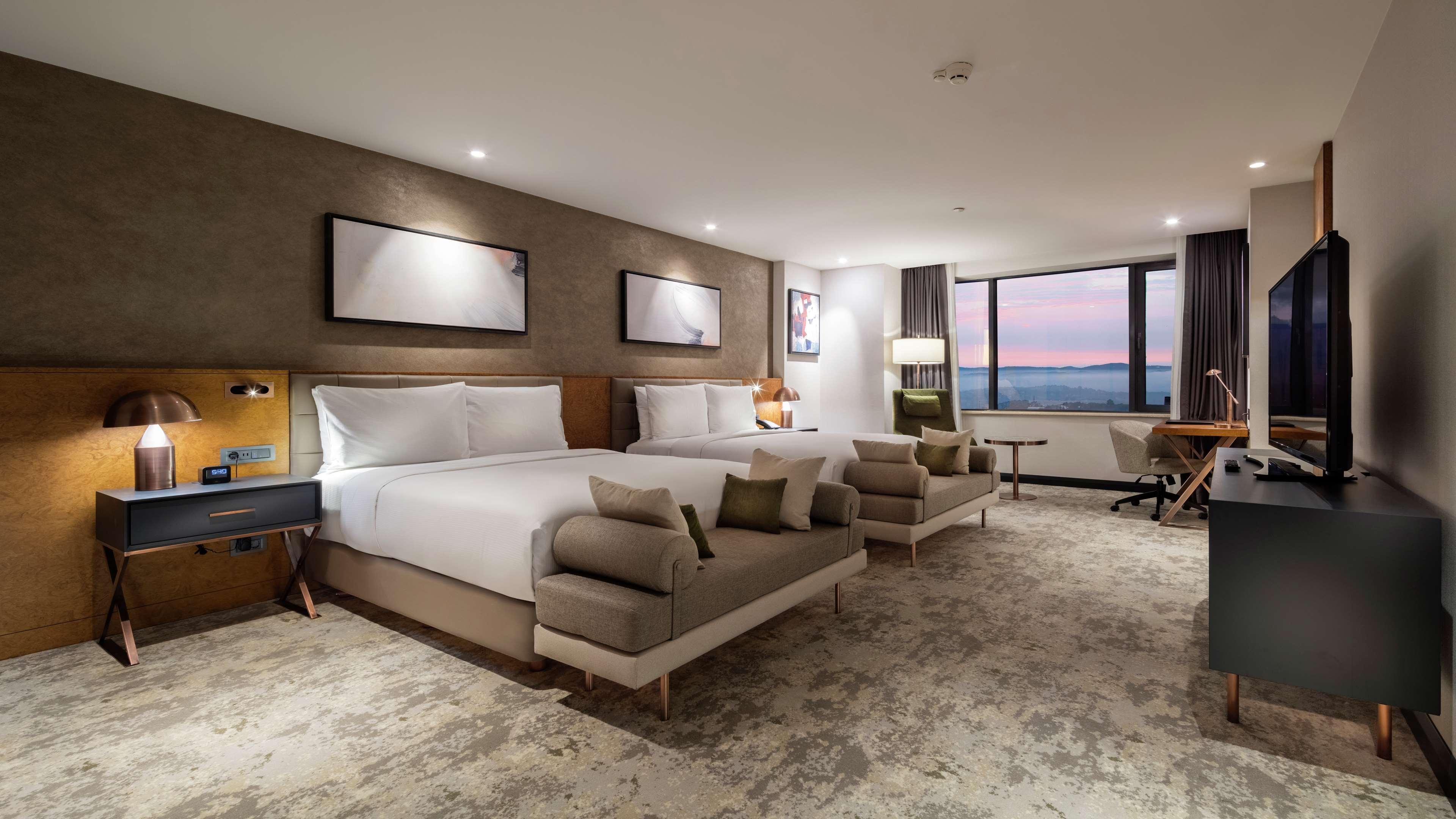 Room Deluxe Two Queen Beds