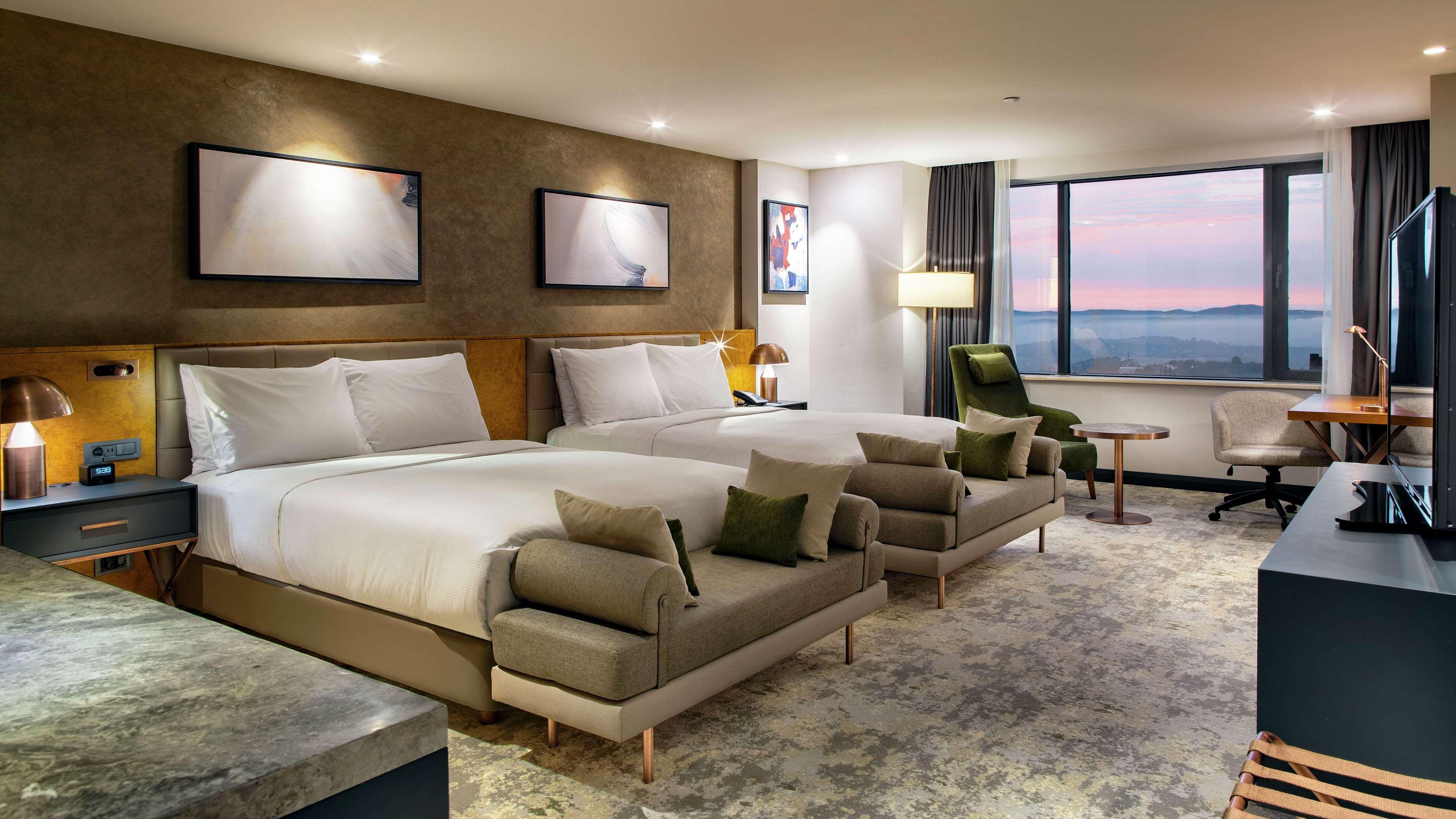 Room Deluxe Two Queen Beds