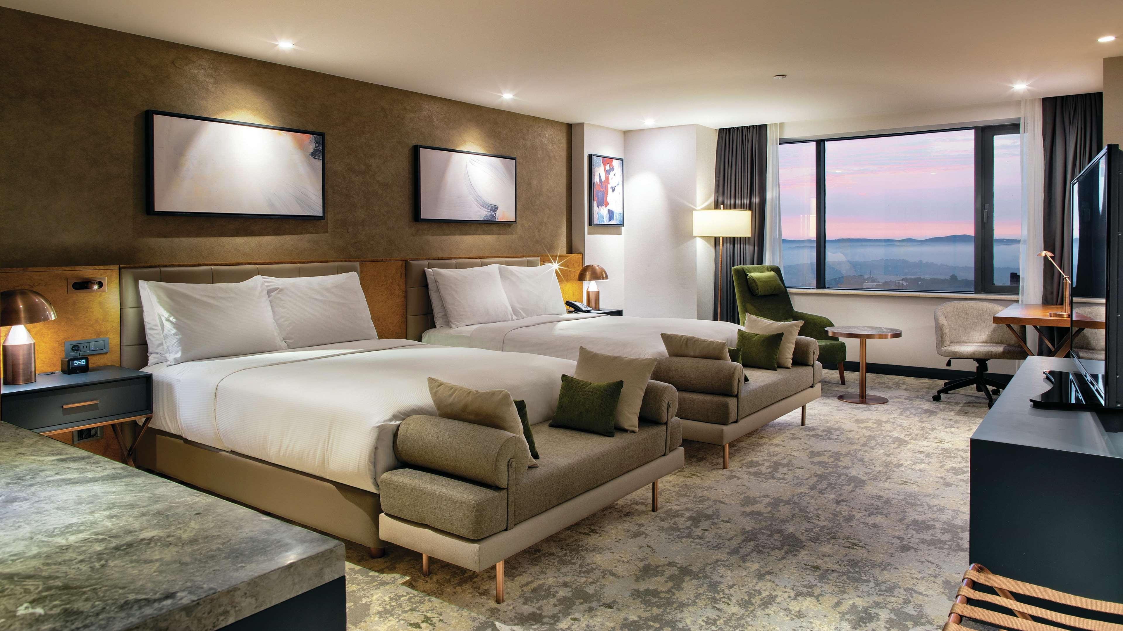 Room Deluxe Two Queen Beds