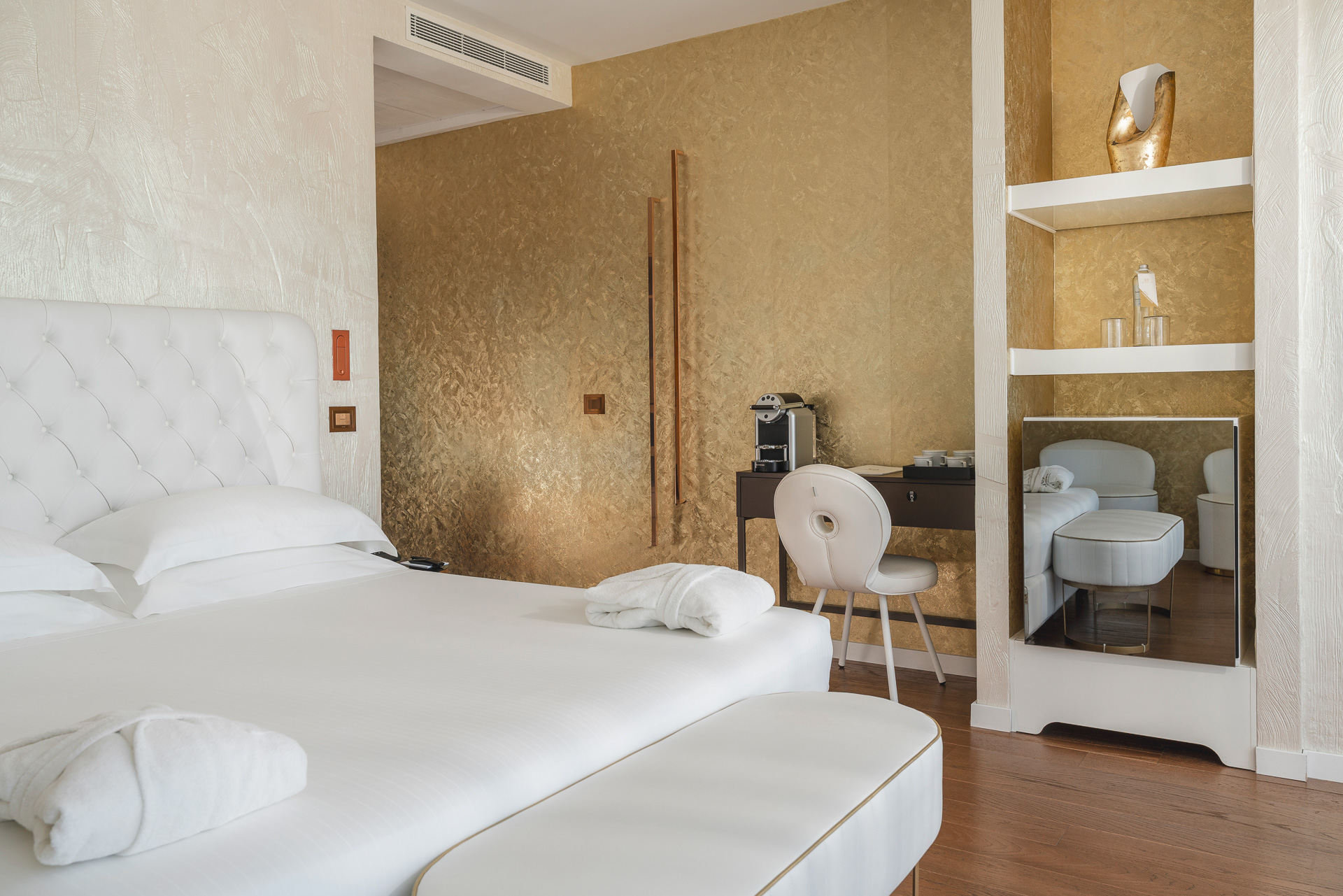 Double Deluxe Sea Front