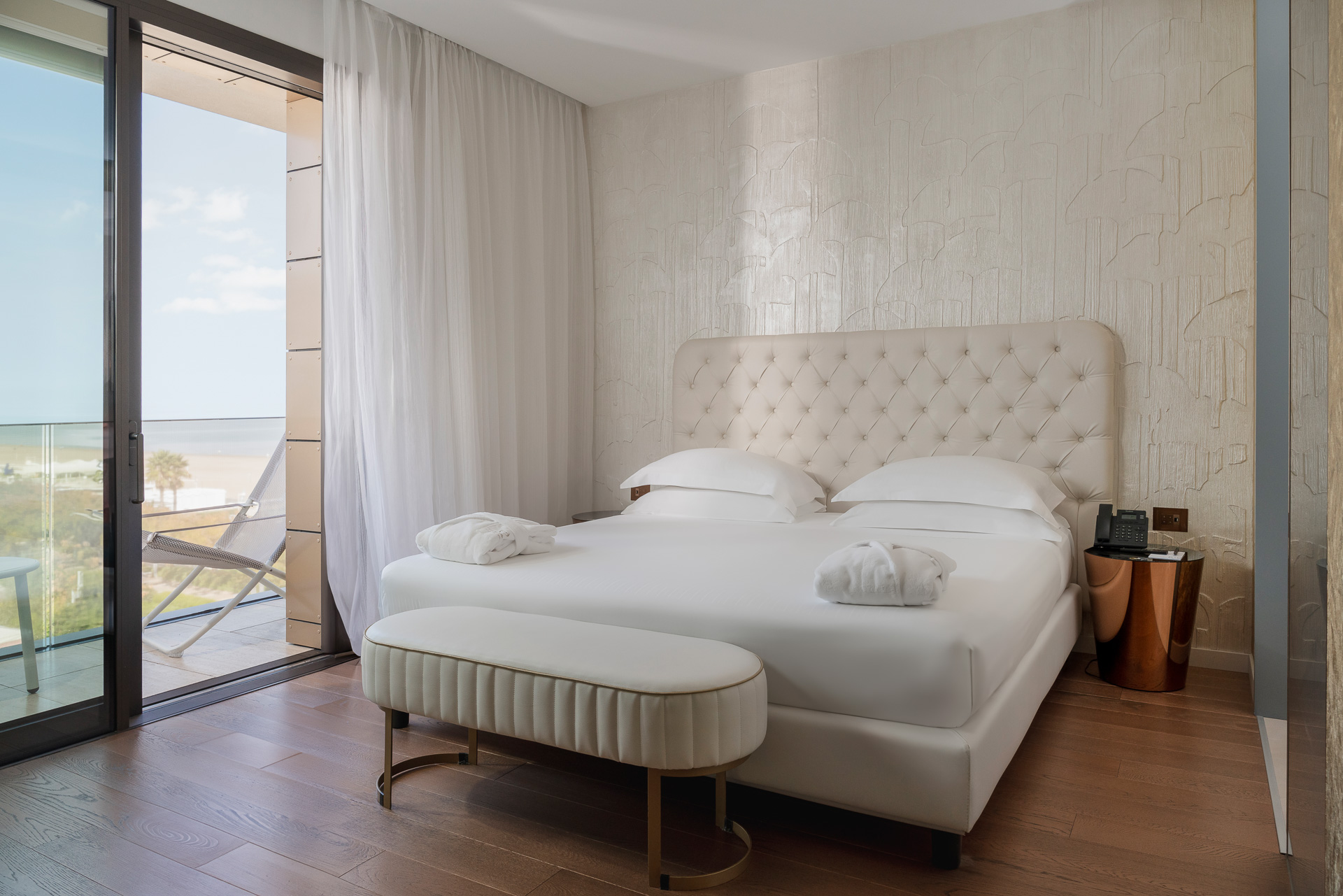 Double Deluxe Side Sea View