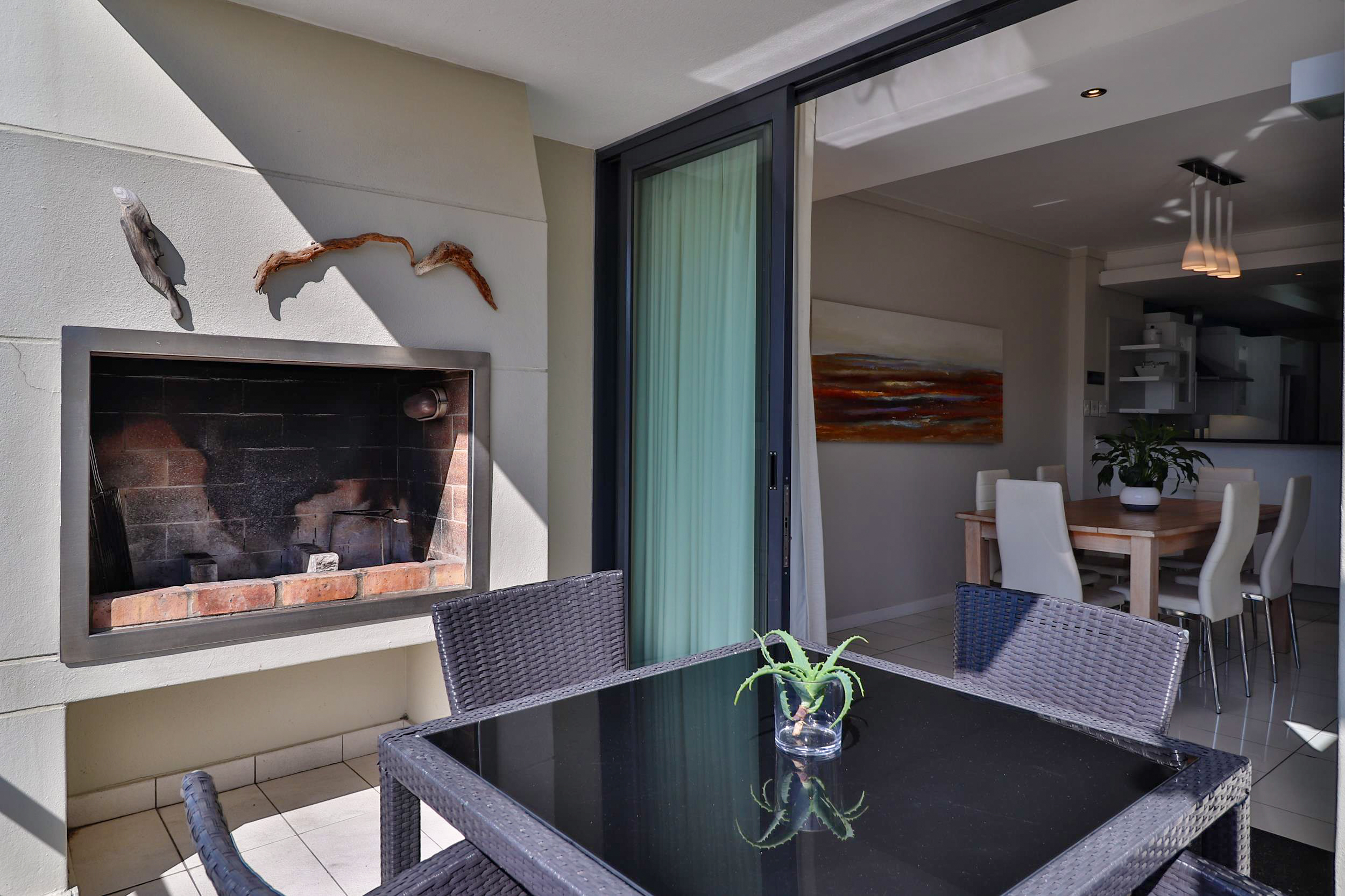 Apartment Capacity 6 Three Bedroom