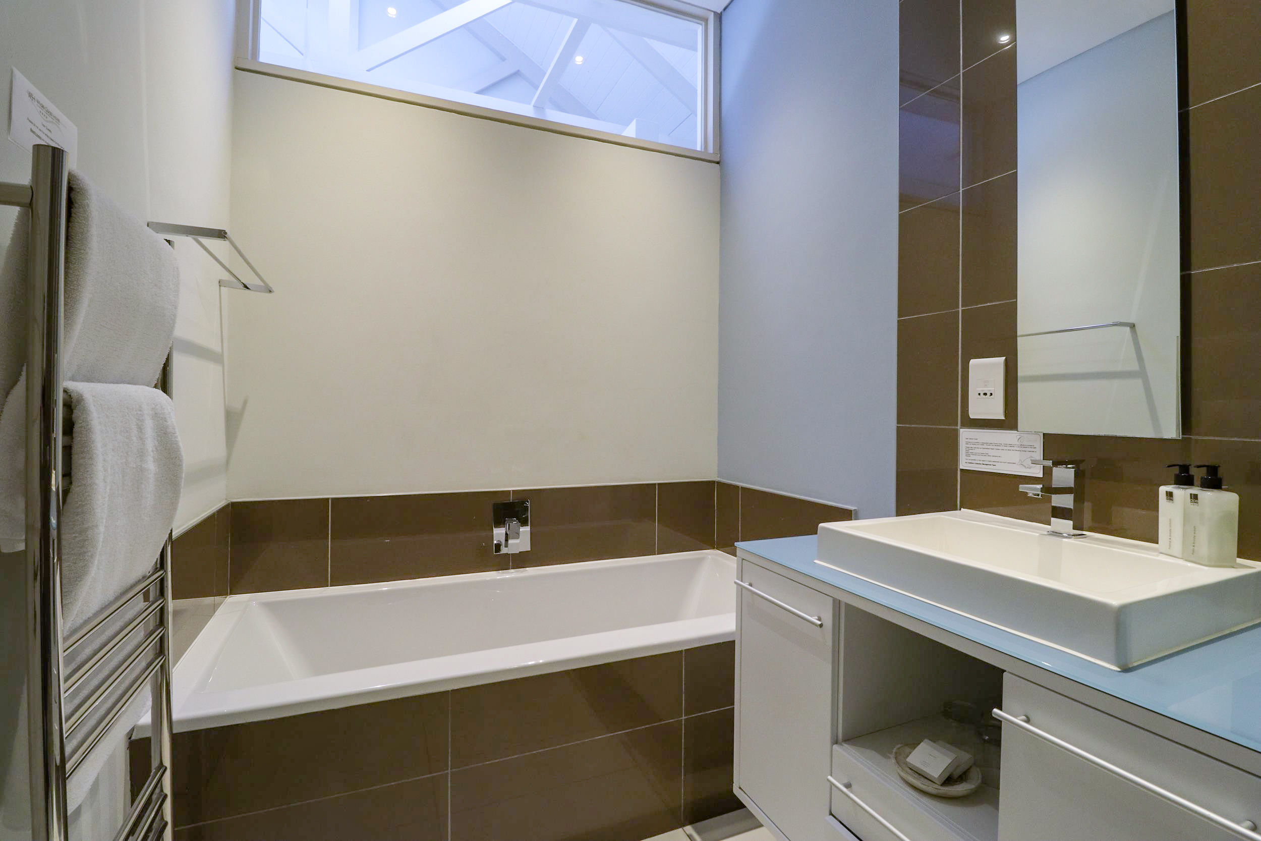 Apartment Capacity 6 Three Bedroom