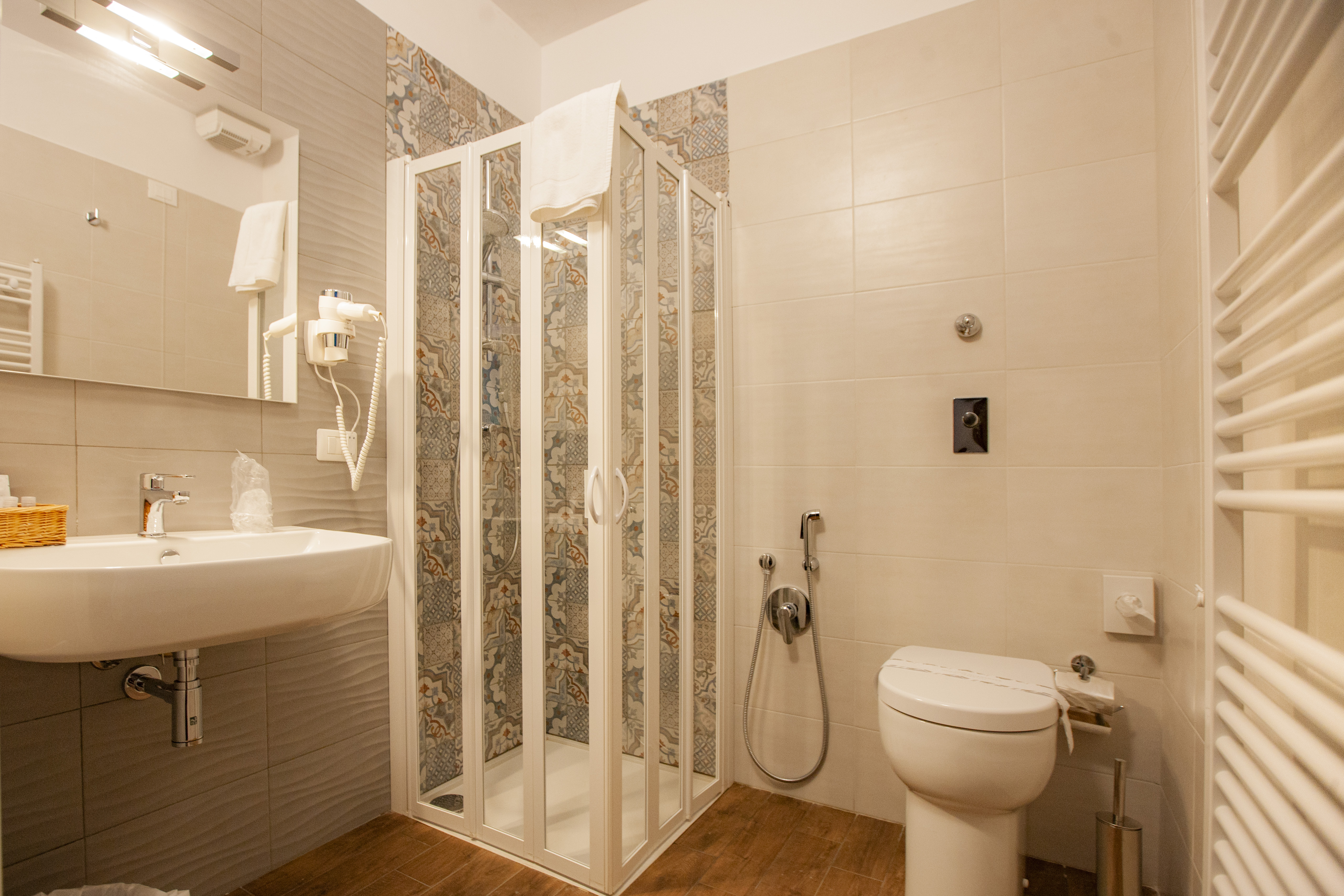 Double or Twin Standard