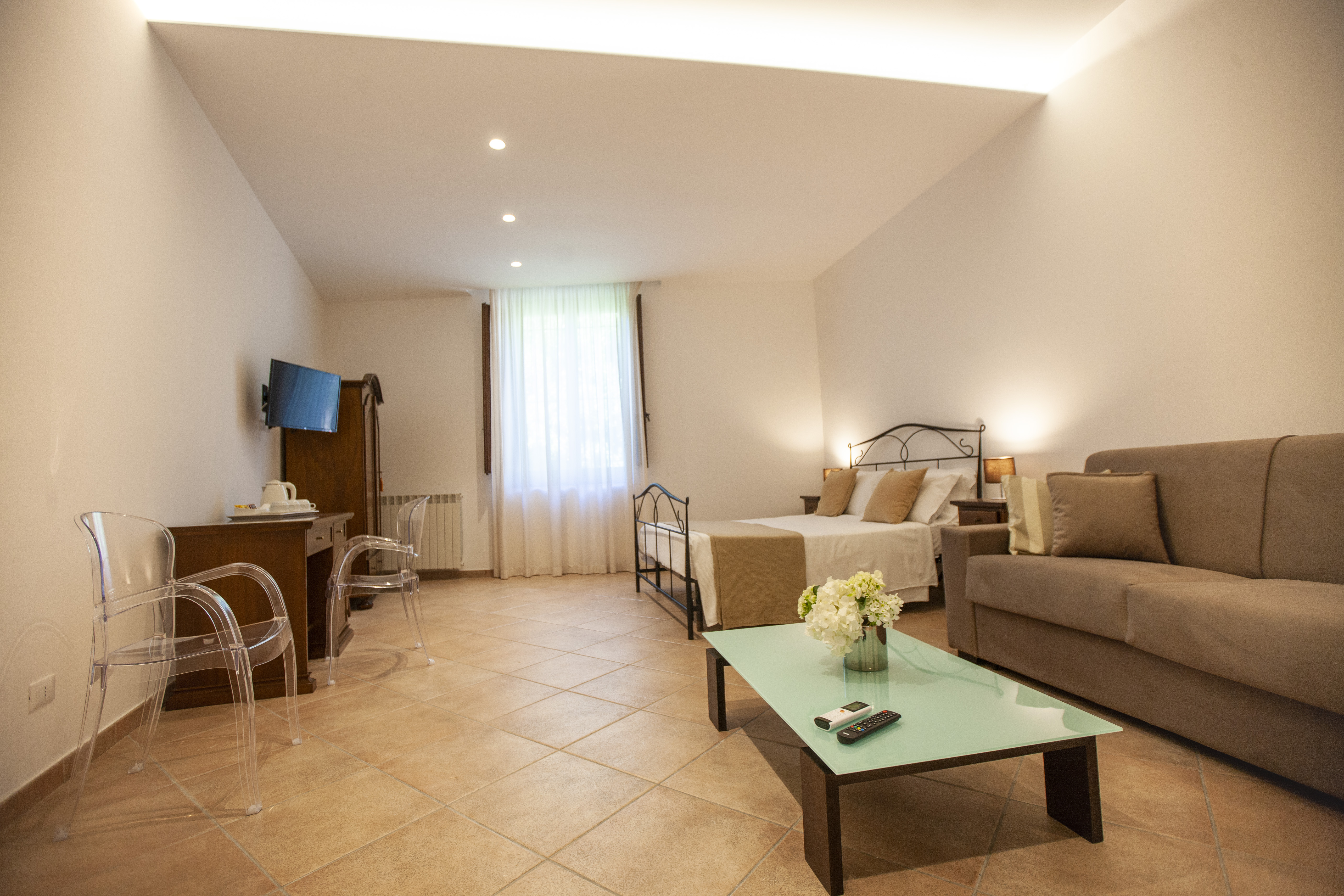 Junior Suite with Jacuzzi