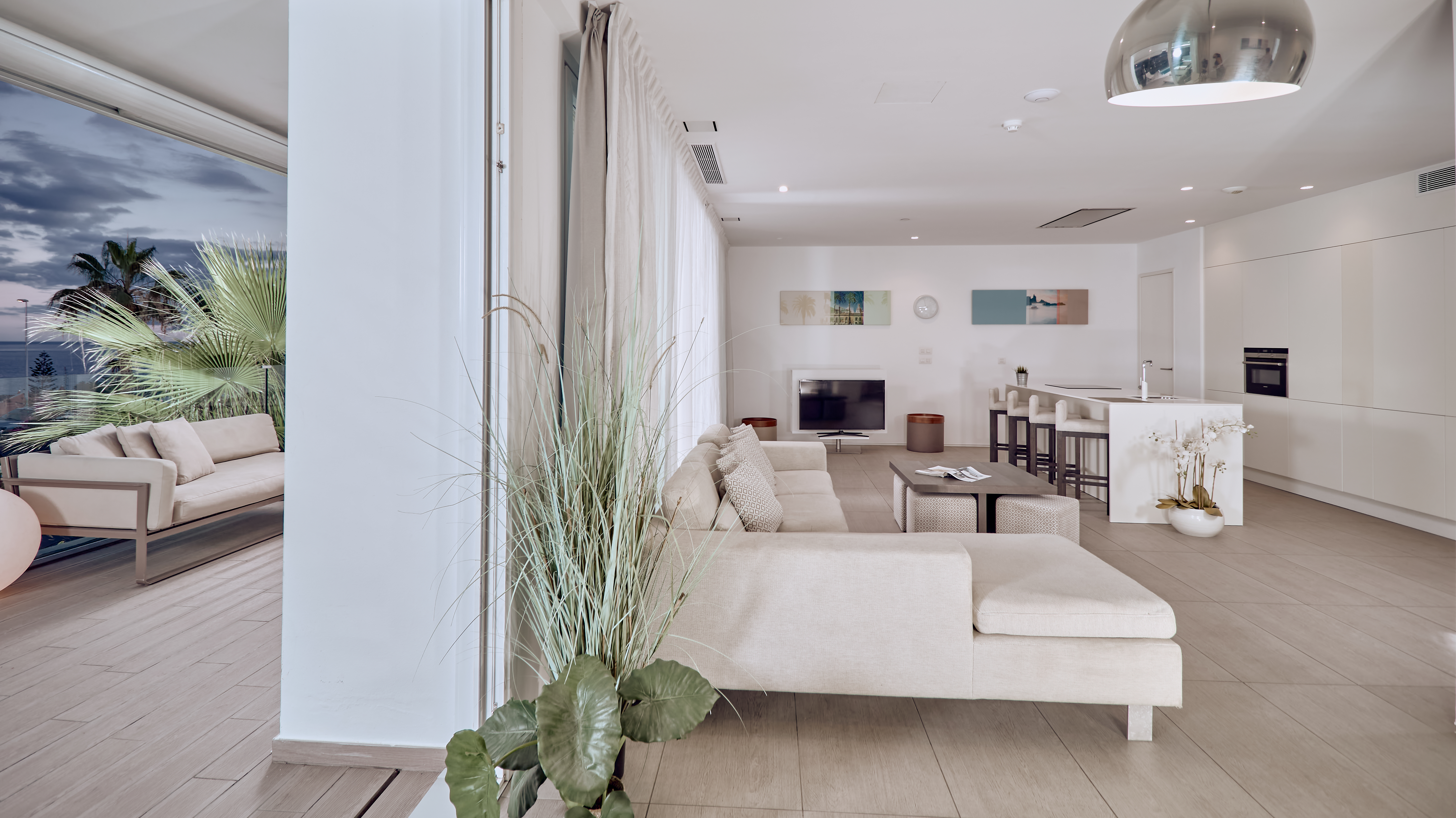 Suite Deluxe Three Bedroom