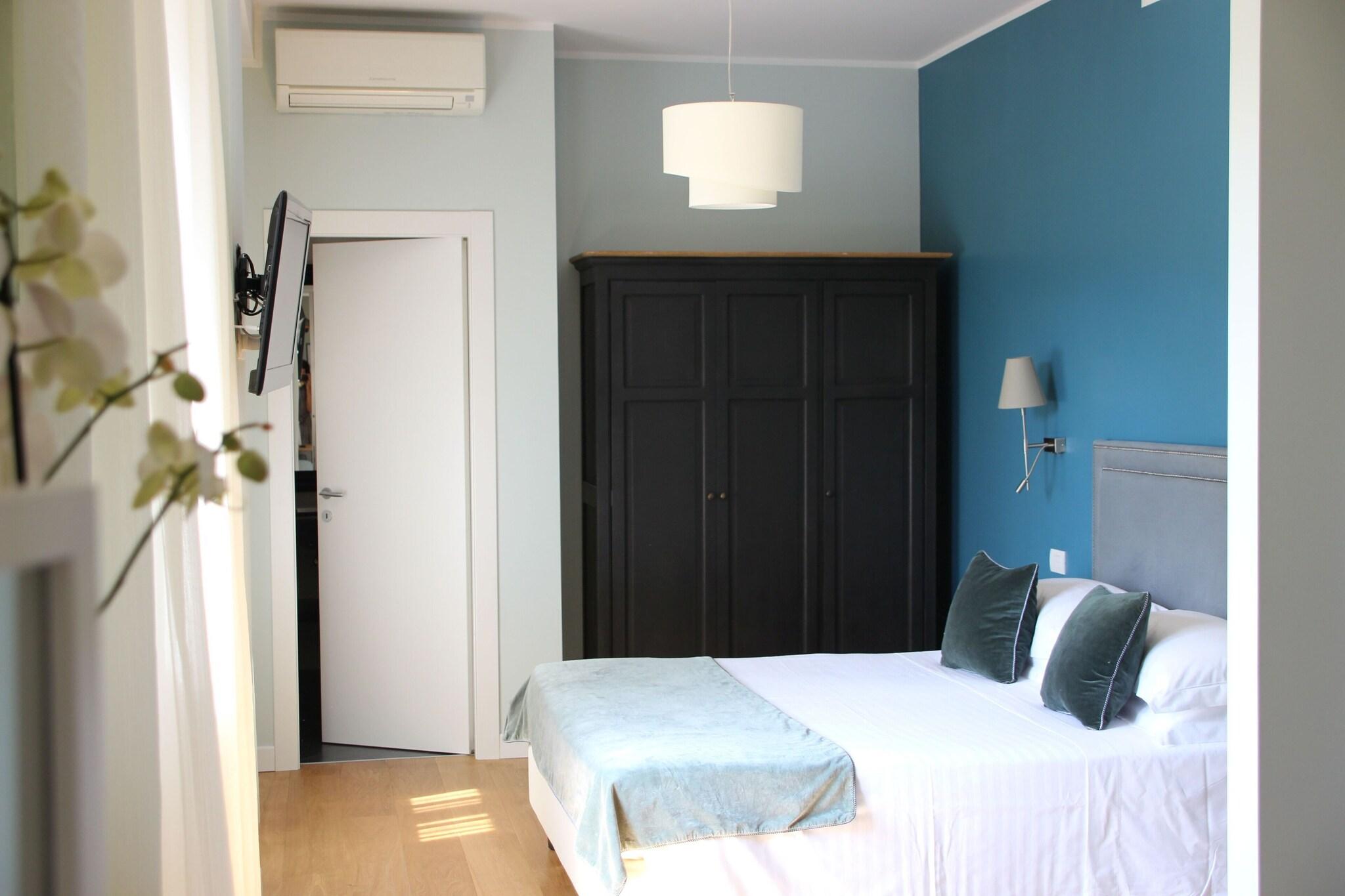 Studio King Size Bed