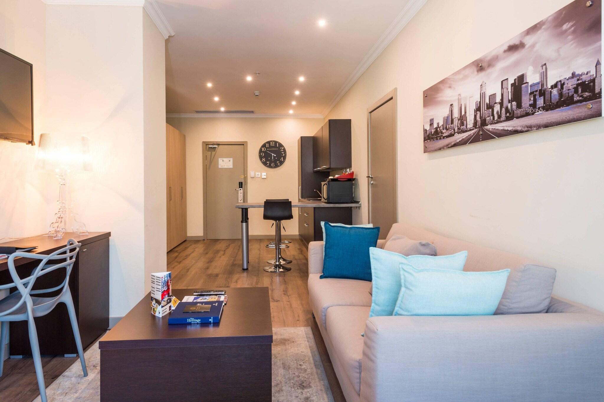 Apartment City View King Bed