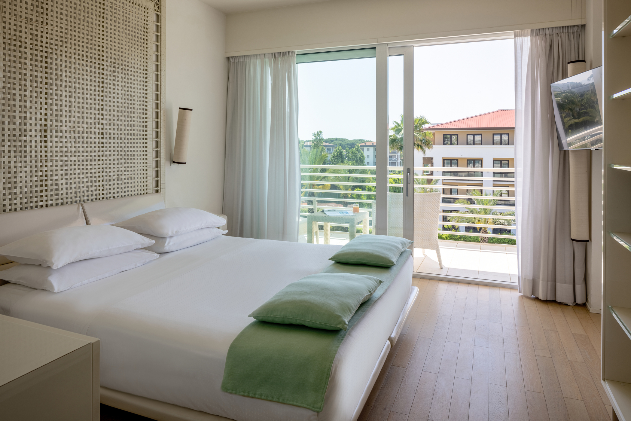 Apartment Deluxe One Bedroom