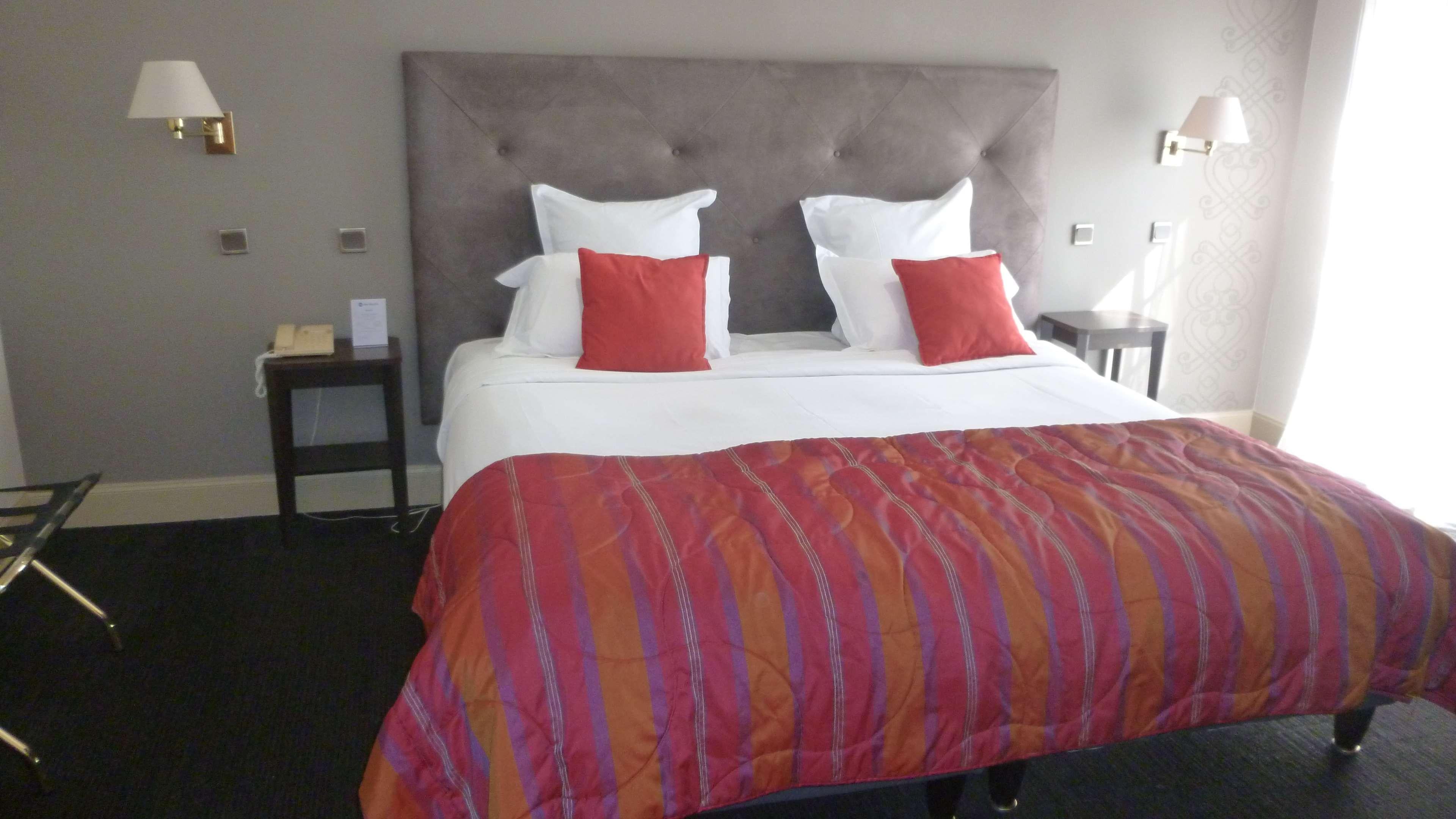 Double Superior King Bed