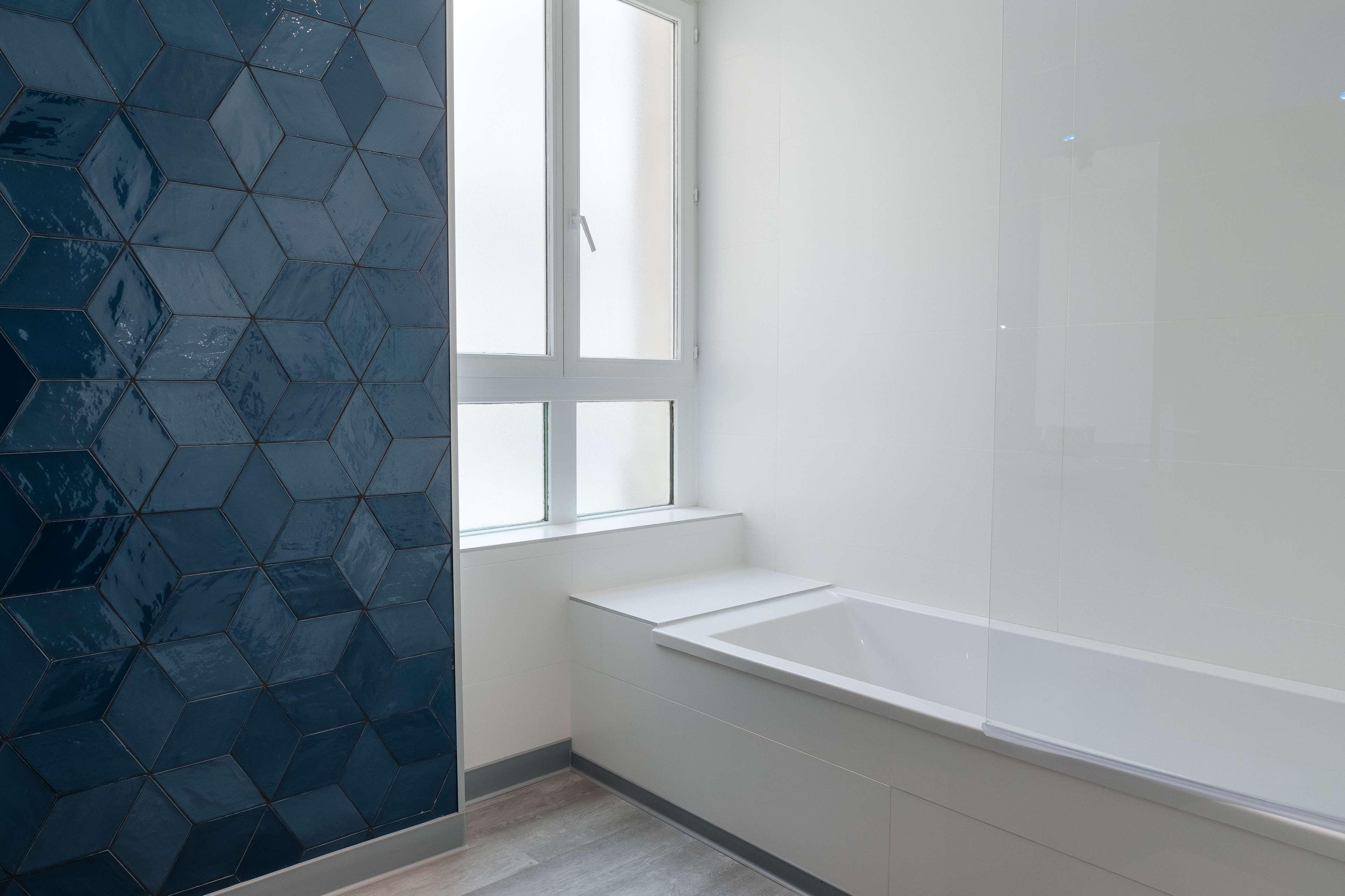 Suite Queen Size Bed