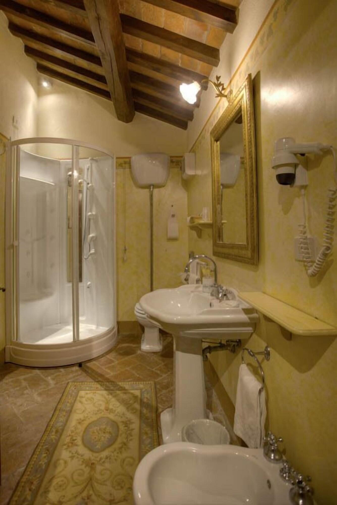 Double Superior Queen Bed