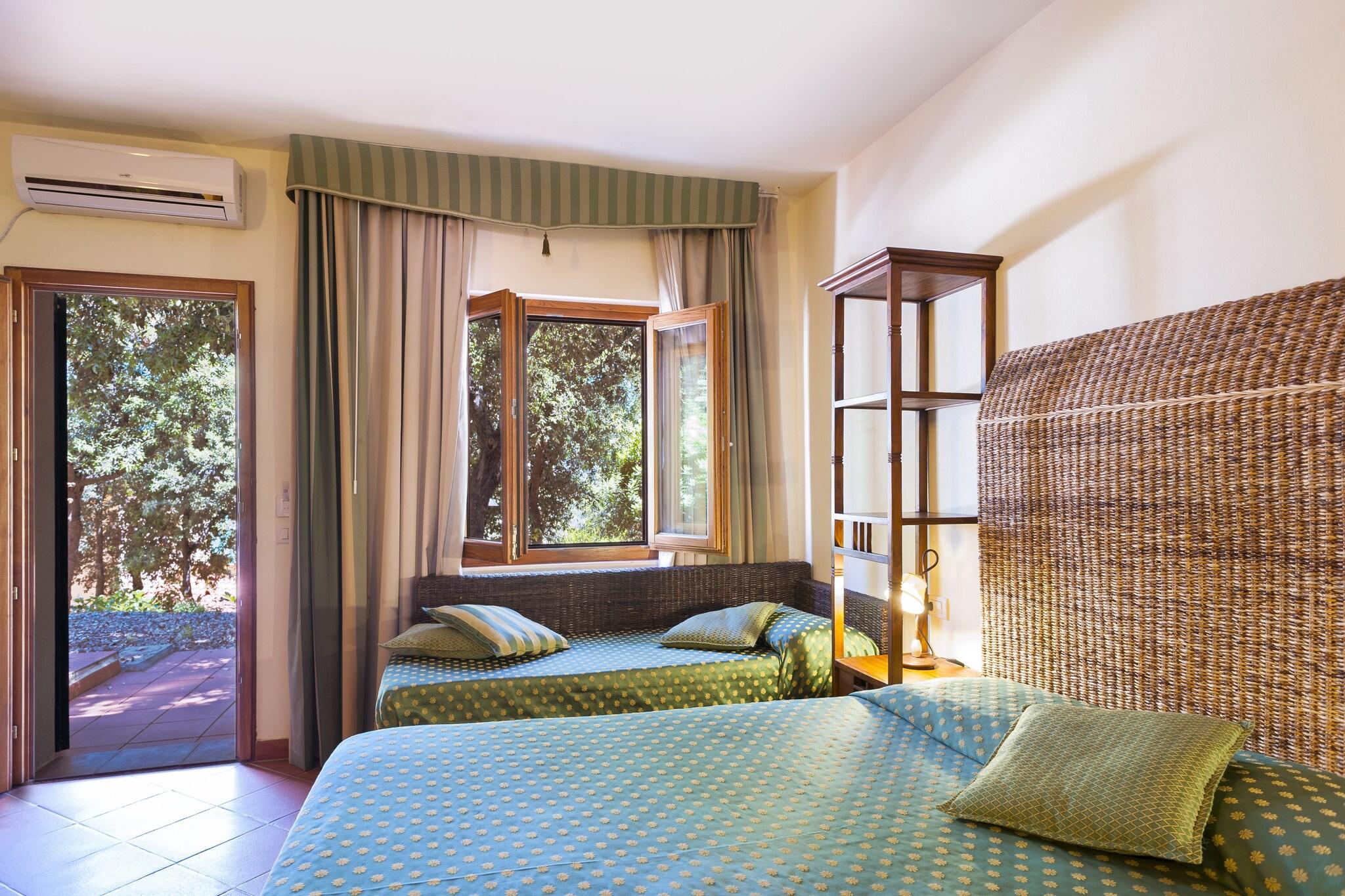 Triple Classic Double Bed