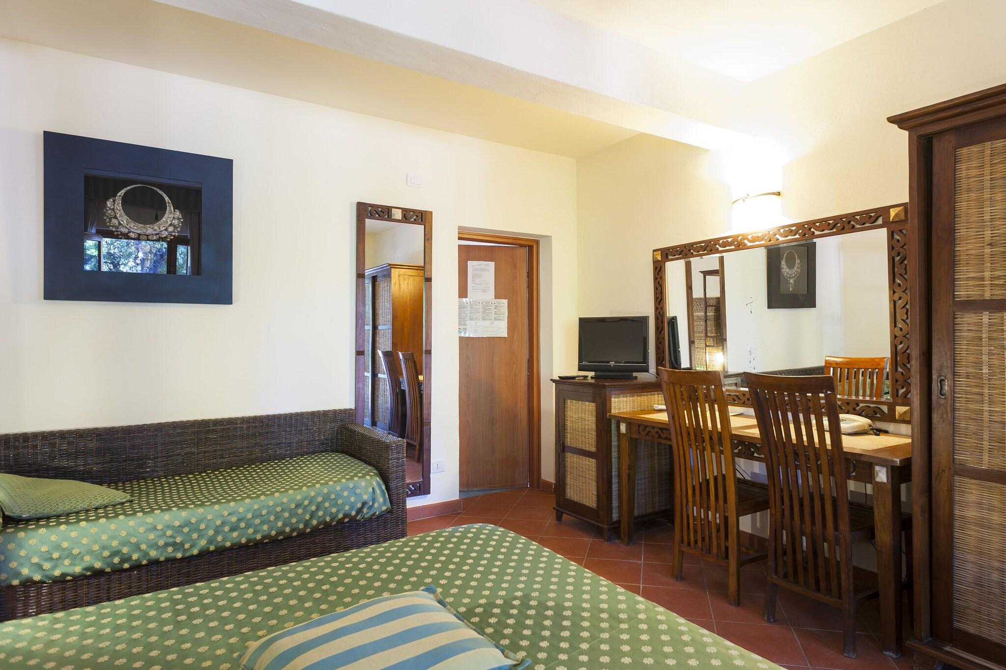 Triple Classic Double Bed