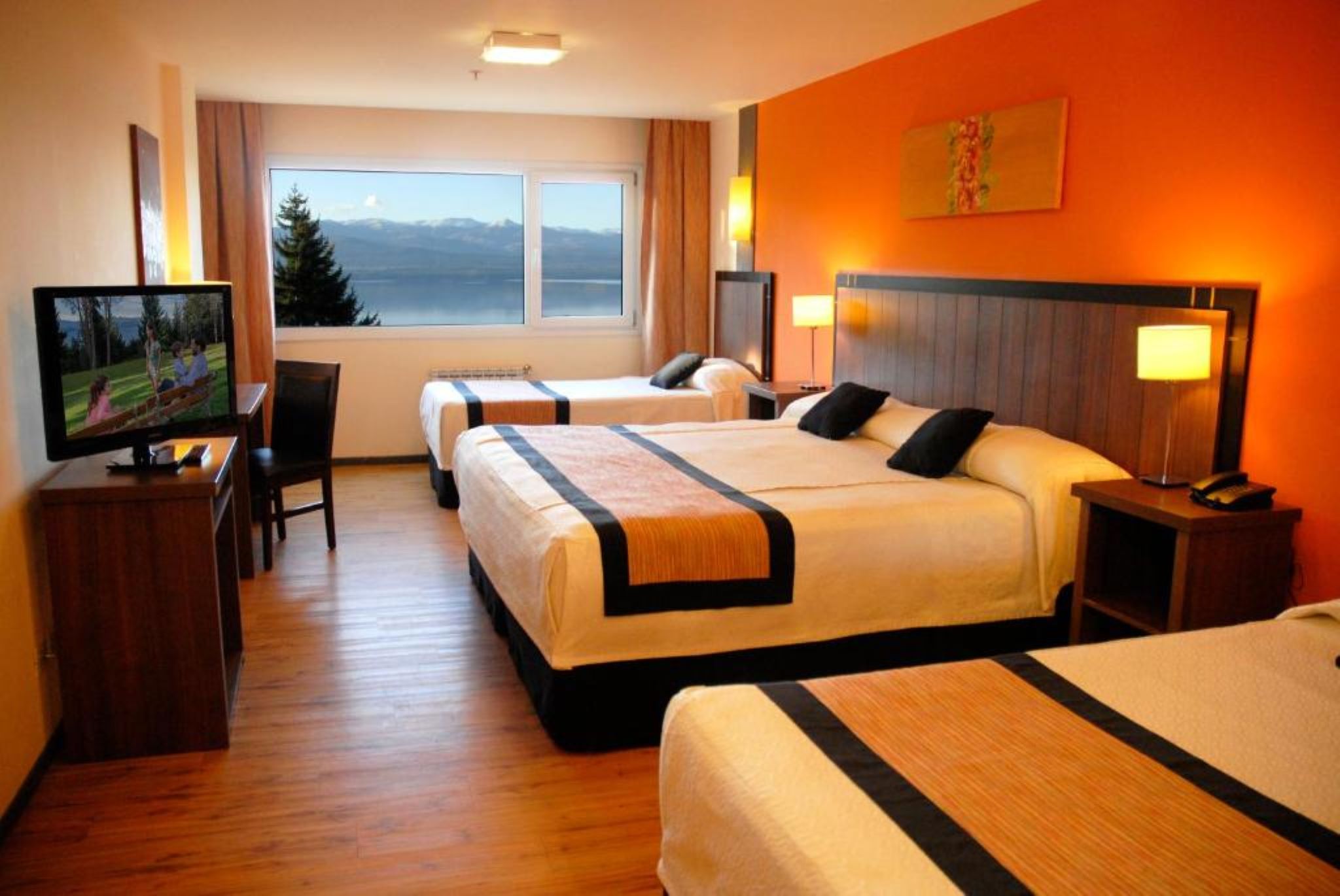 Quadruple Superior Lake View