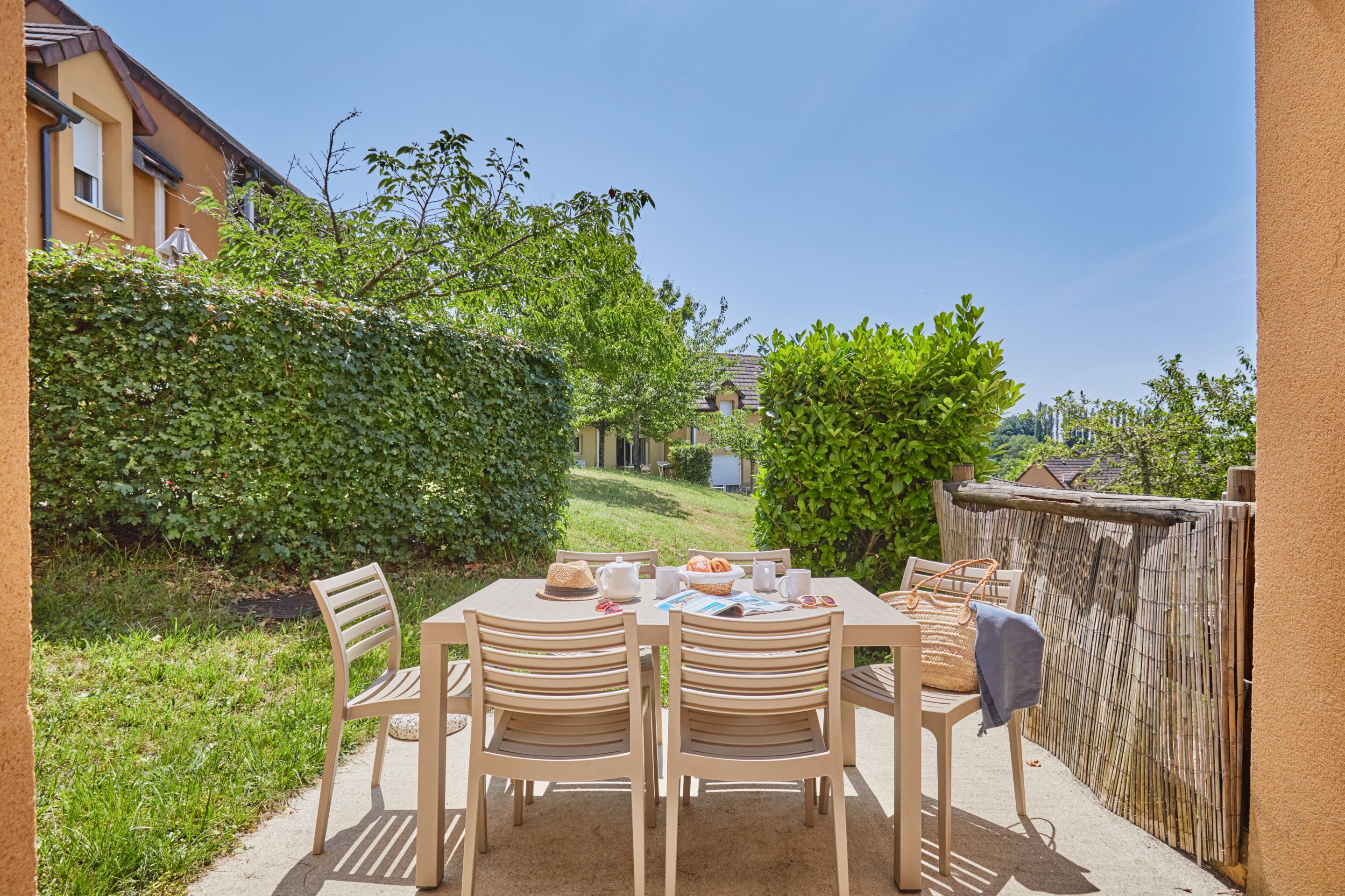 House Capacity 6 Two Bedrooms