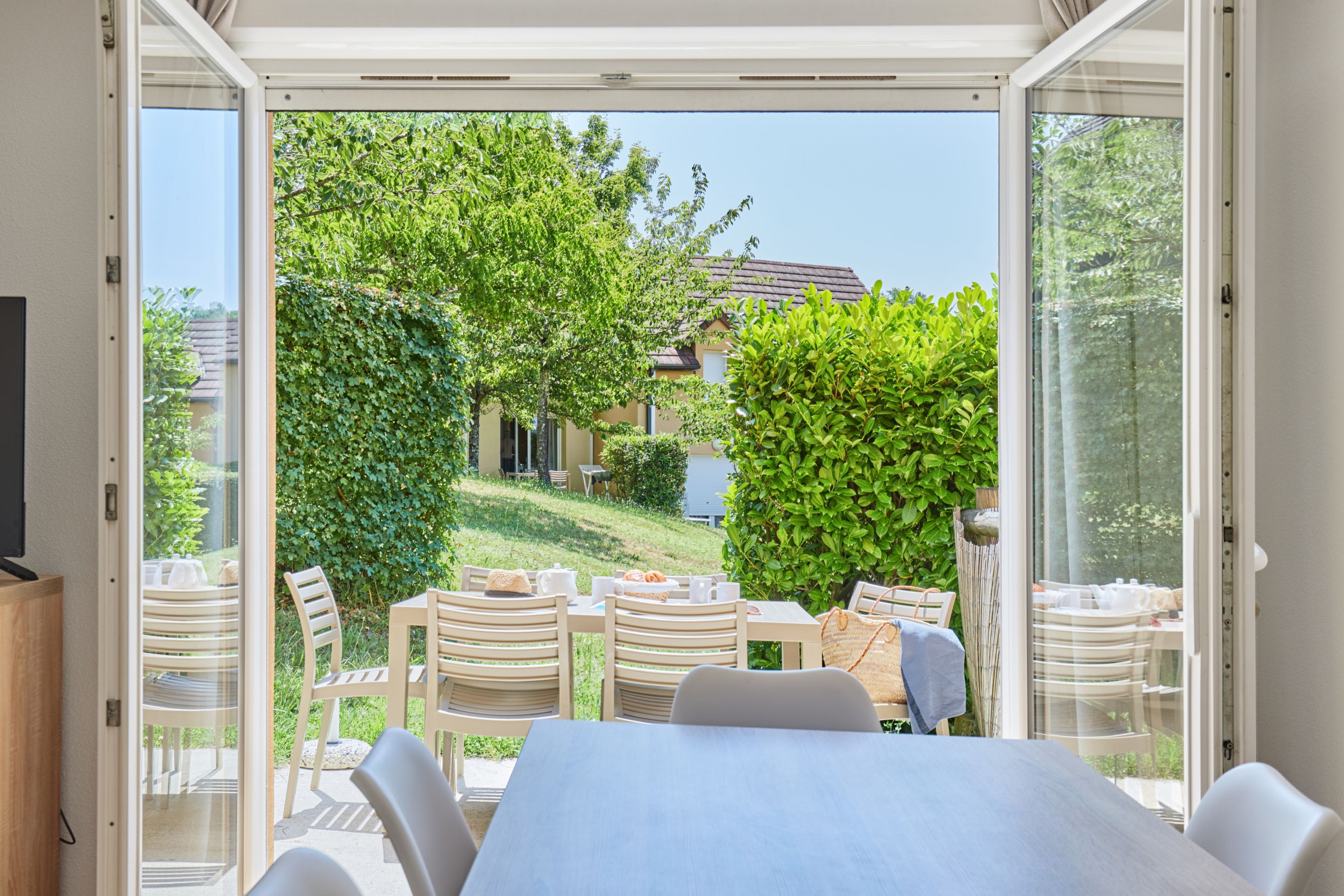 House Capacity 6 Two Bedrooms