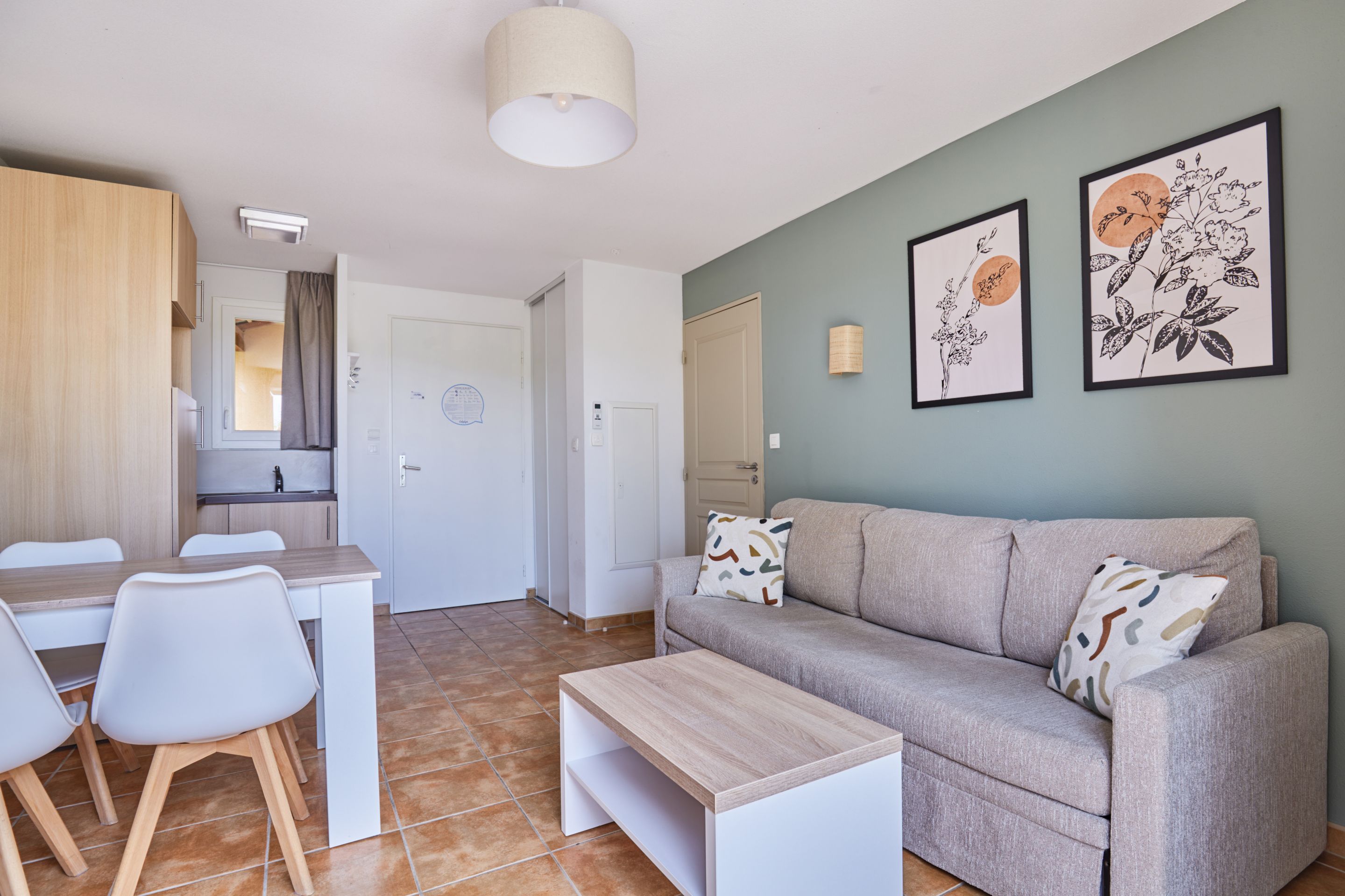 House Capacity 4 One Bedroom