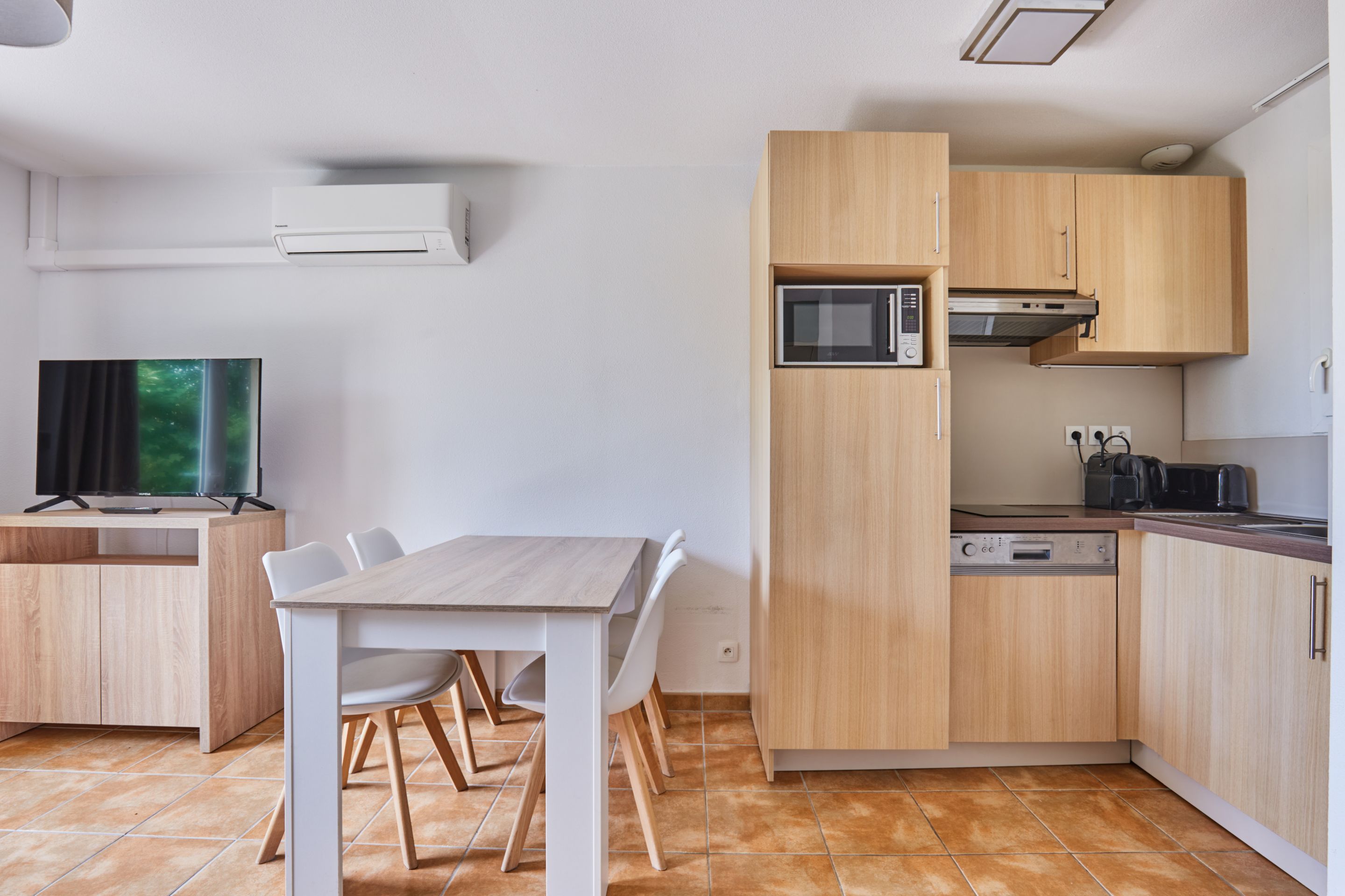 House Capacity 4 One Bedroom