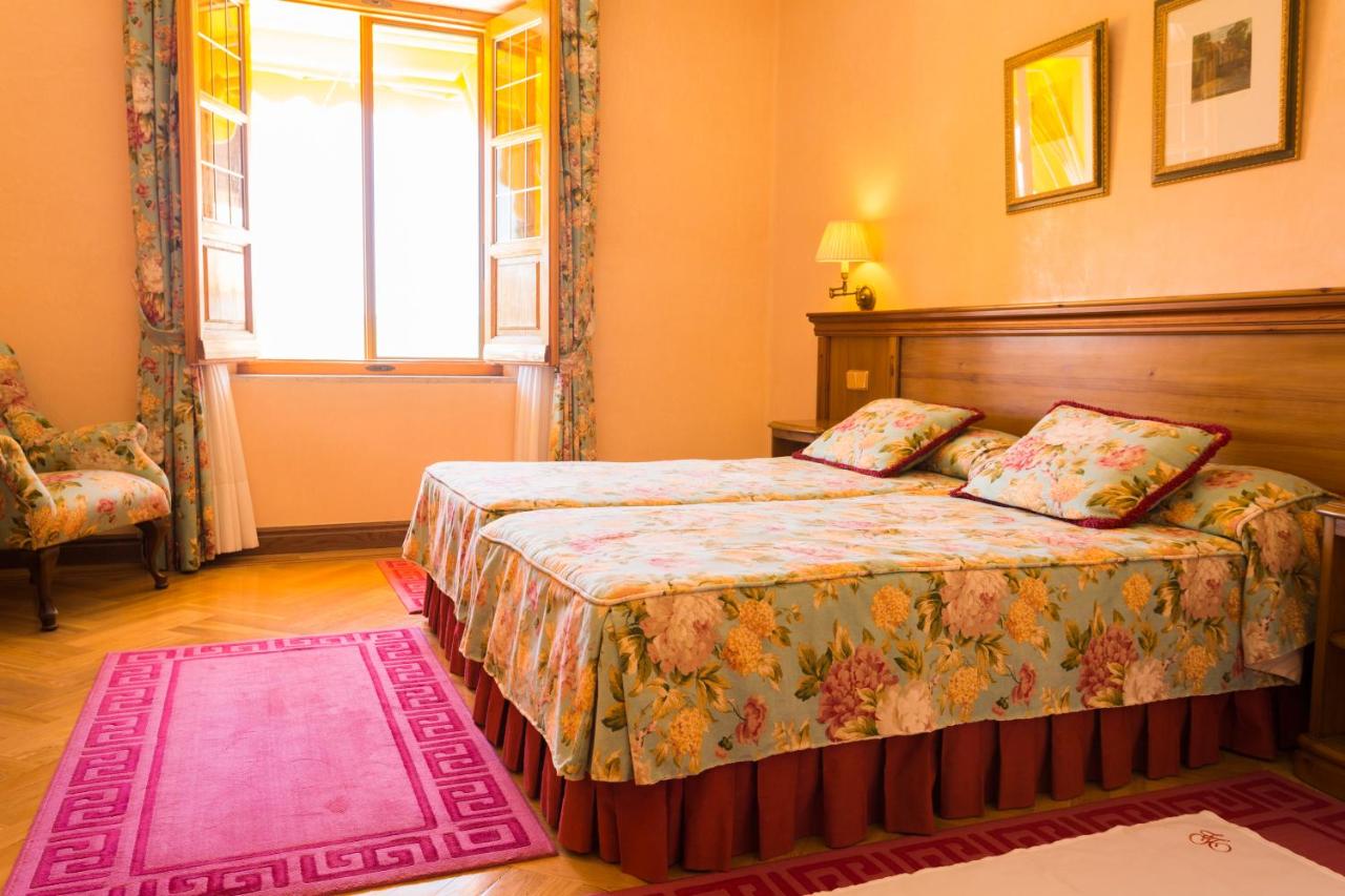 Double Single Classic