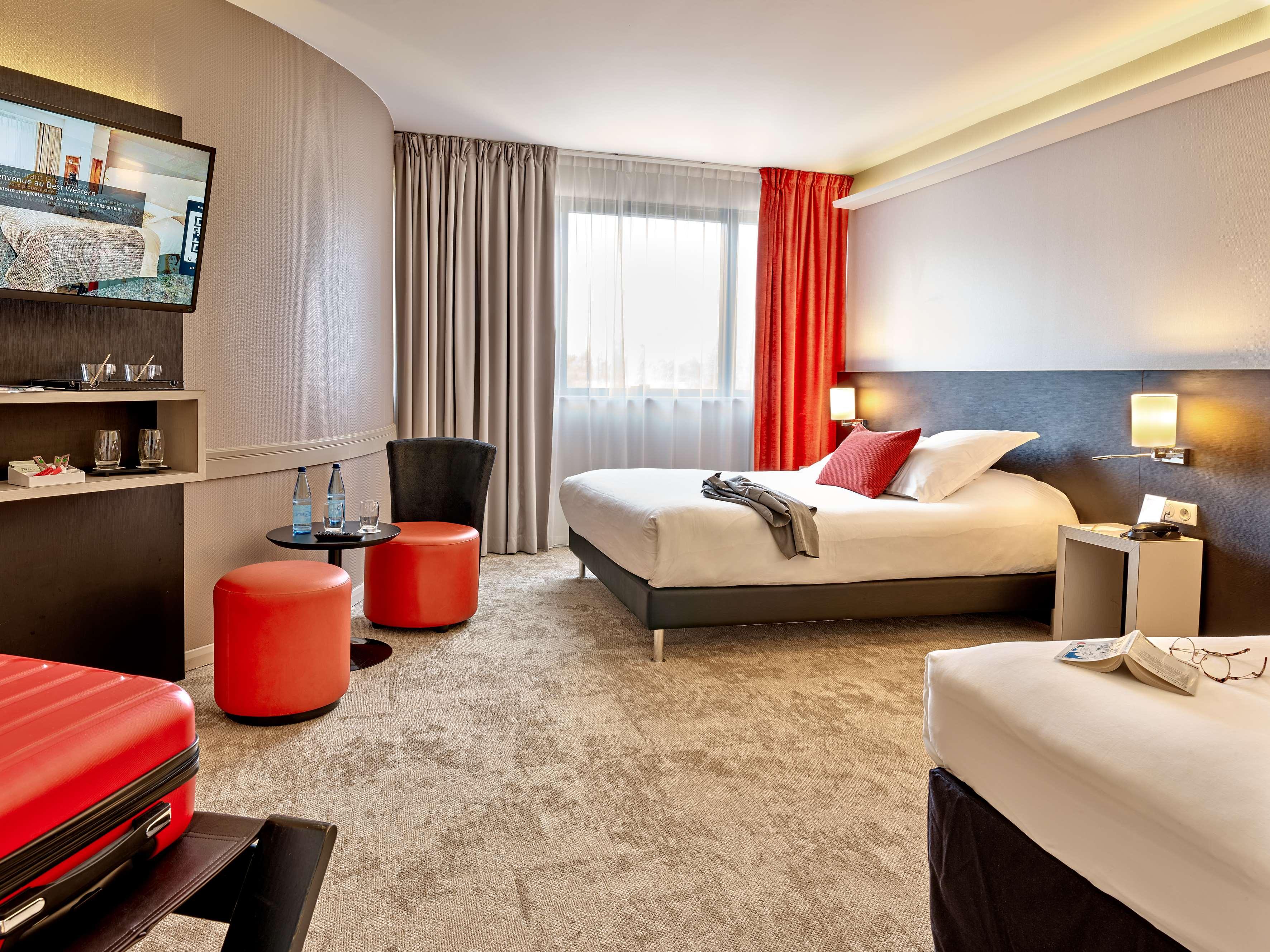 Family Room Connecting Room